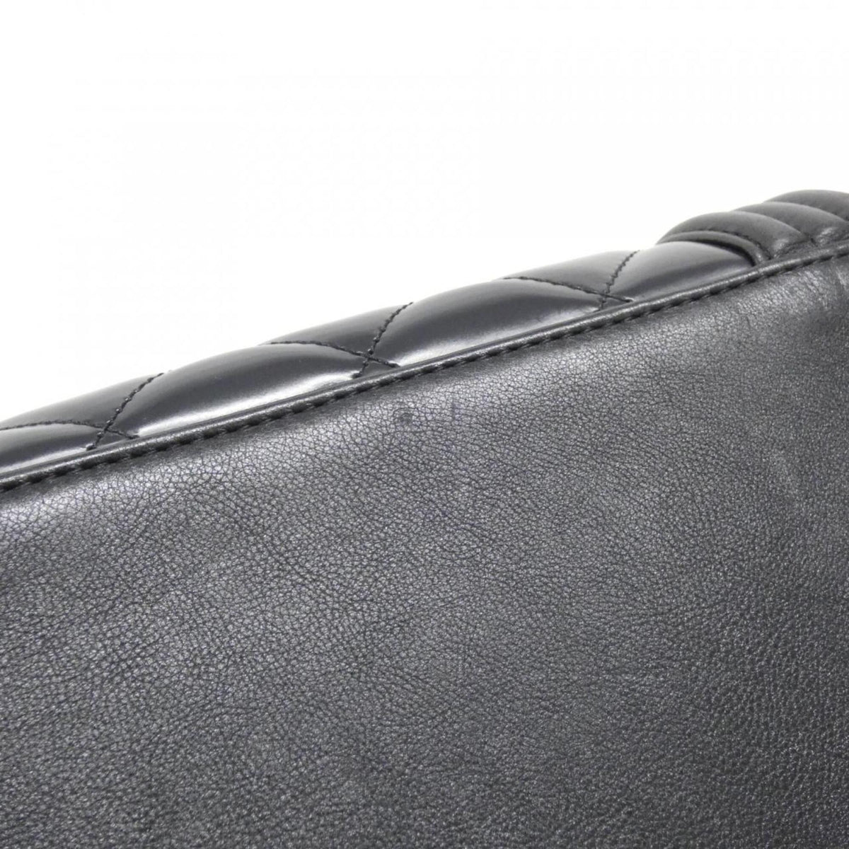 Chanel Black Handbag (Pre-Owned)