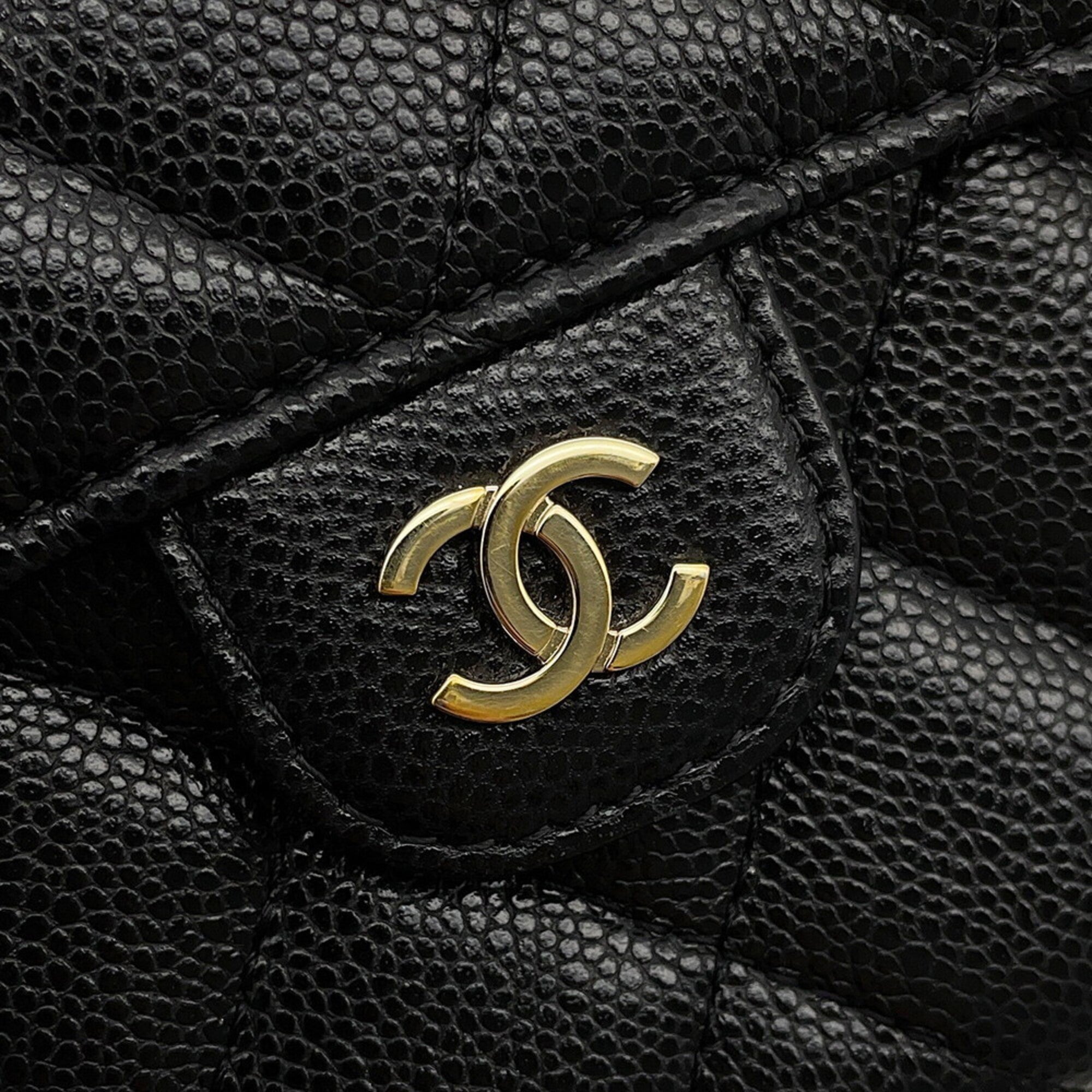 Chanel Matelasse Black Grained Calfskin Handbag Shoulder Bag (Pre-Owned)