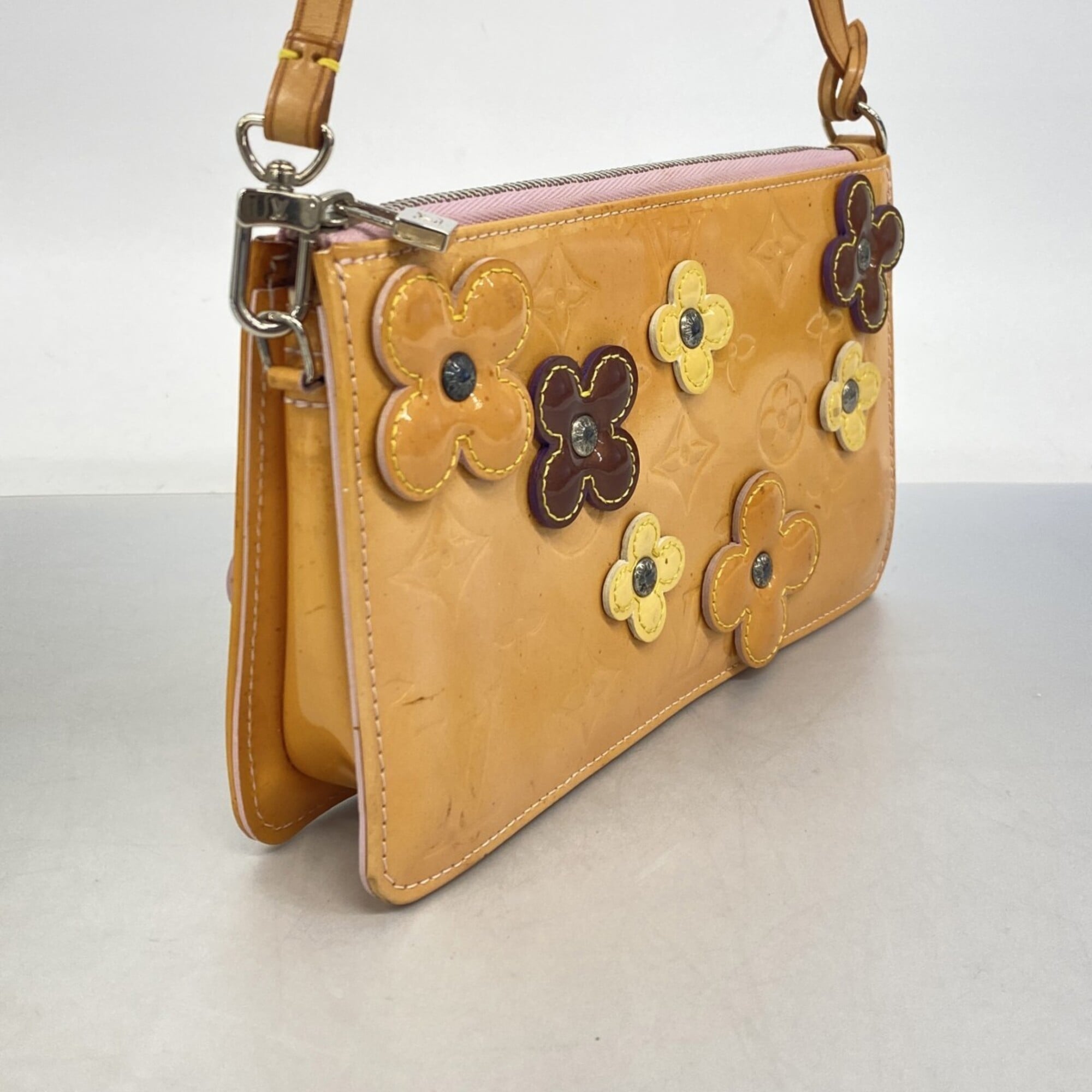 Louis Vuitton Pink Pouch (Pre-Owned)