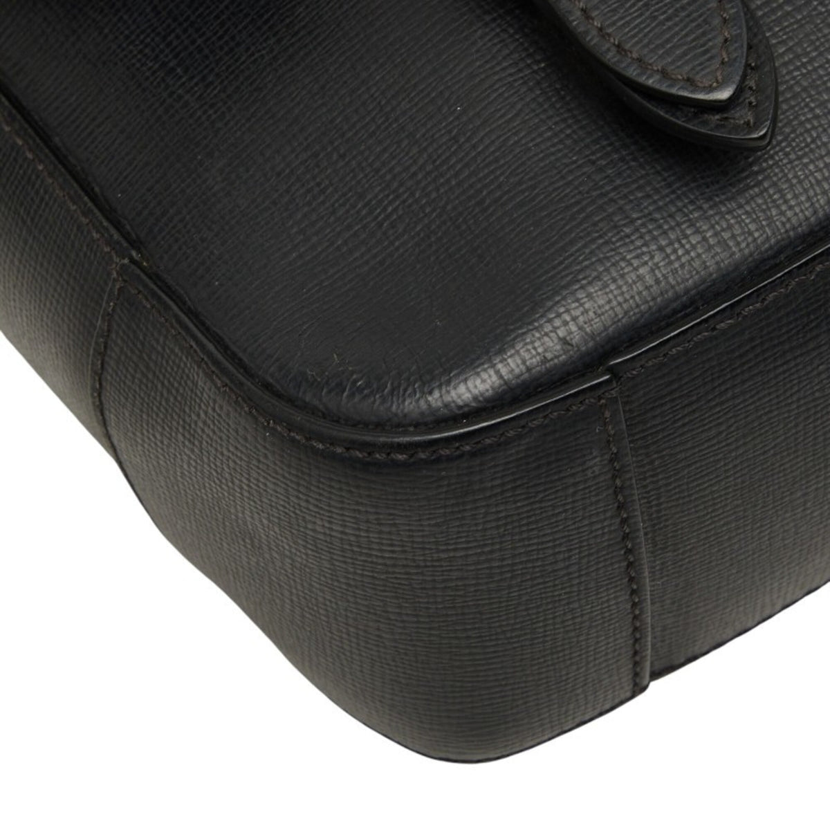 Burberry Black Leather Shoulder Bag (Pre-Owned)