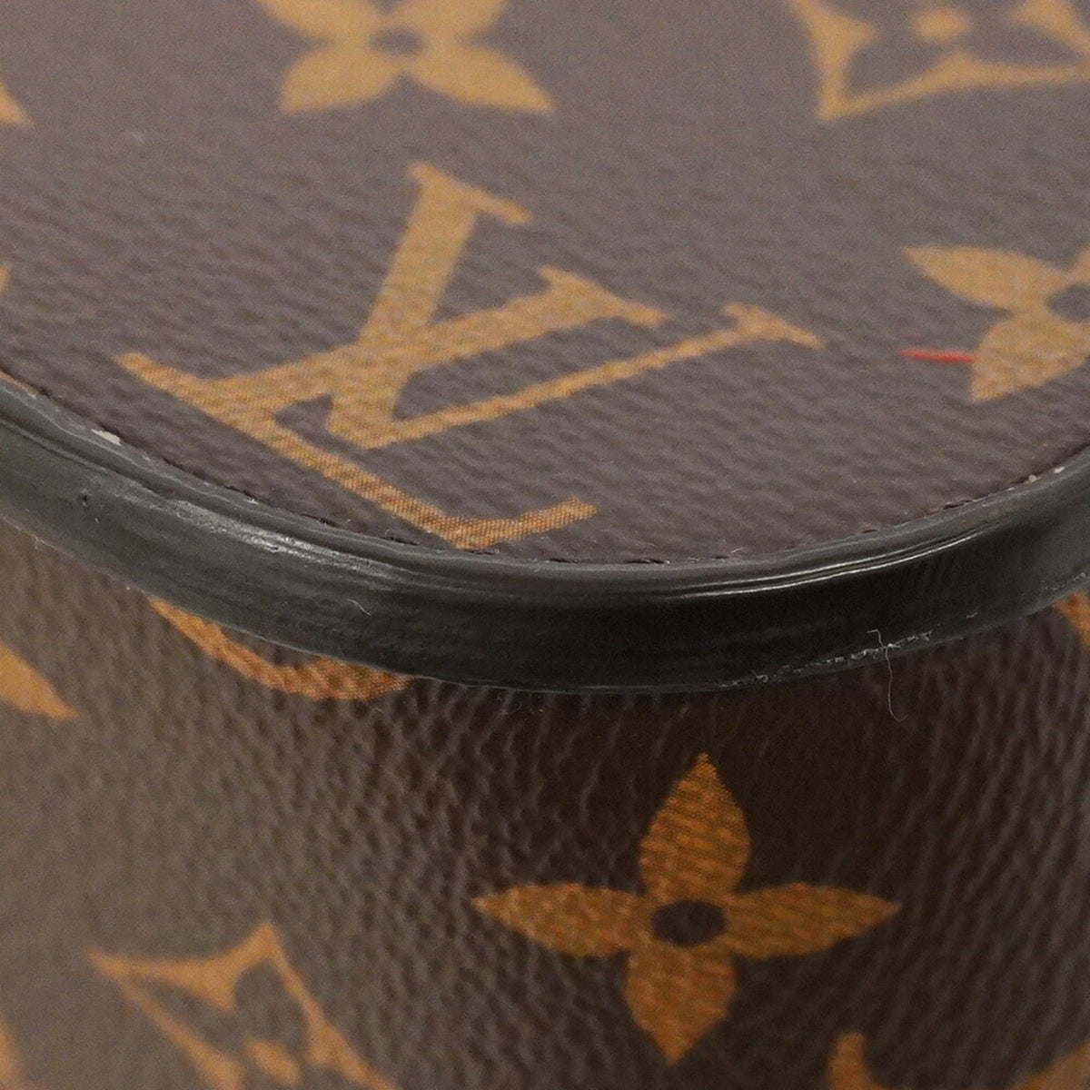Louis Vuitton Brown Shoulder Bag (Pre-Owned)