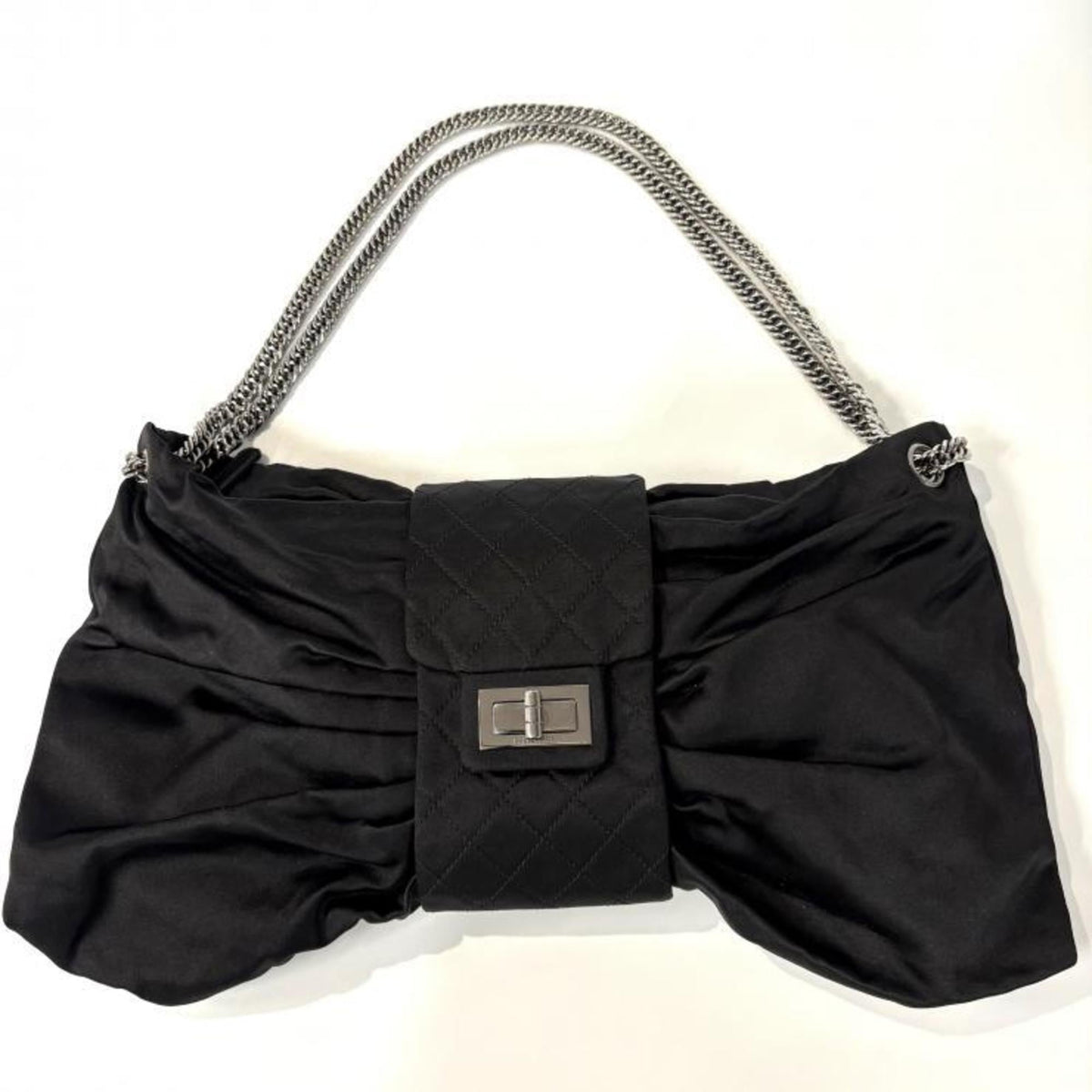 Chanel Black Satin Handbag (Pre-Owned)