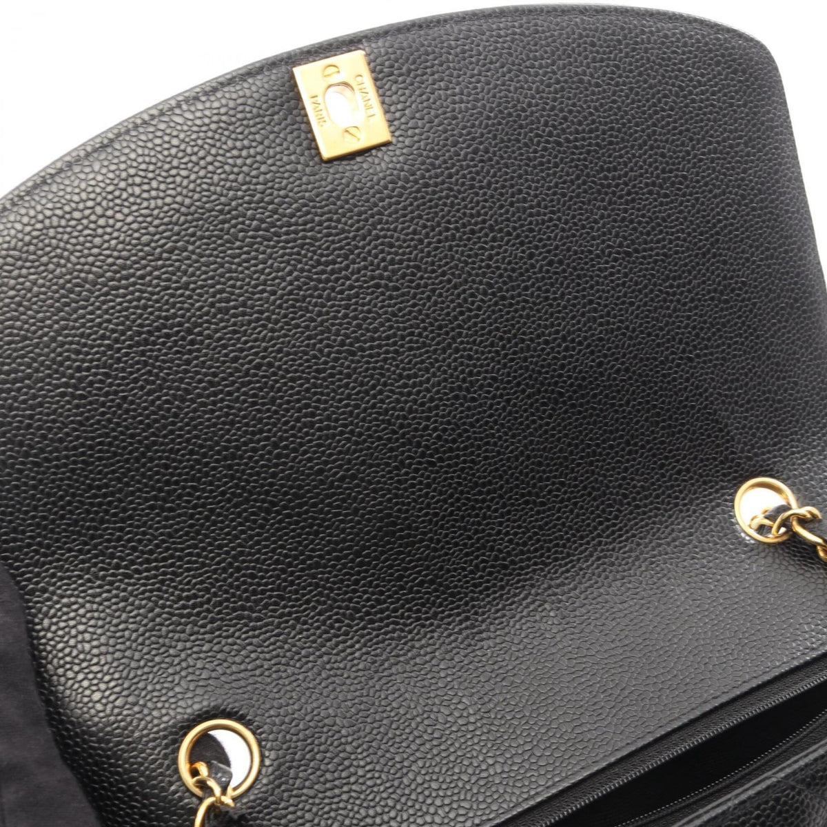 Chanel Black Grained Calfskin Handbag Shoulder Bag (Pre-Owned)