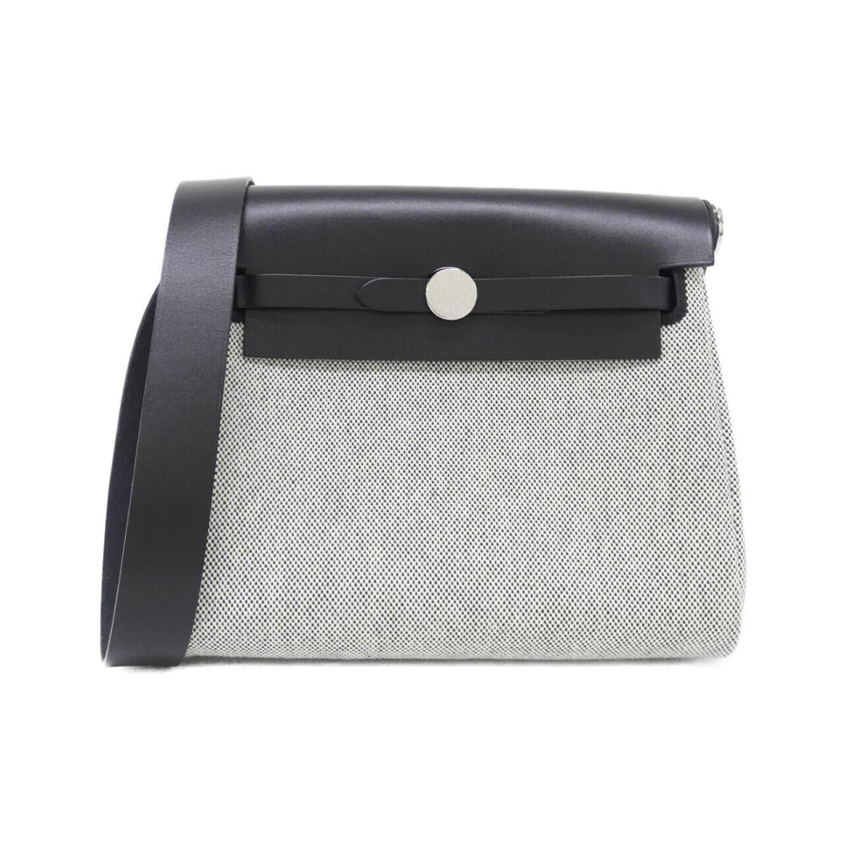 Hermes Black Ecru Shoulder Bag (Pre-Owned)