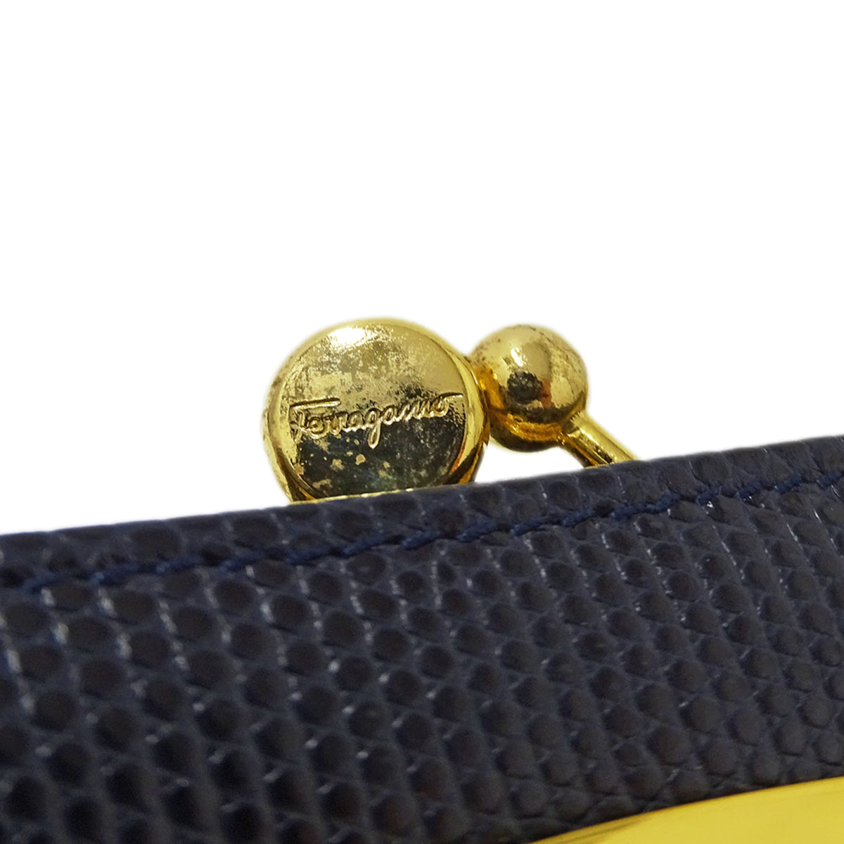 Salvatore Ferragamo Navy Leather Handbag Shoulder Bag (Pre-Owned)
