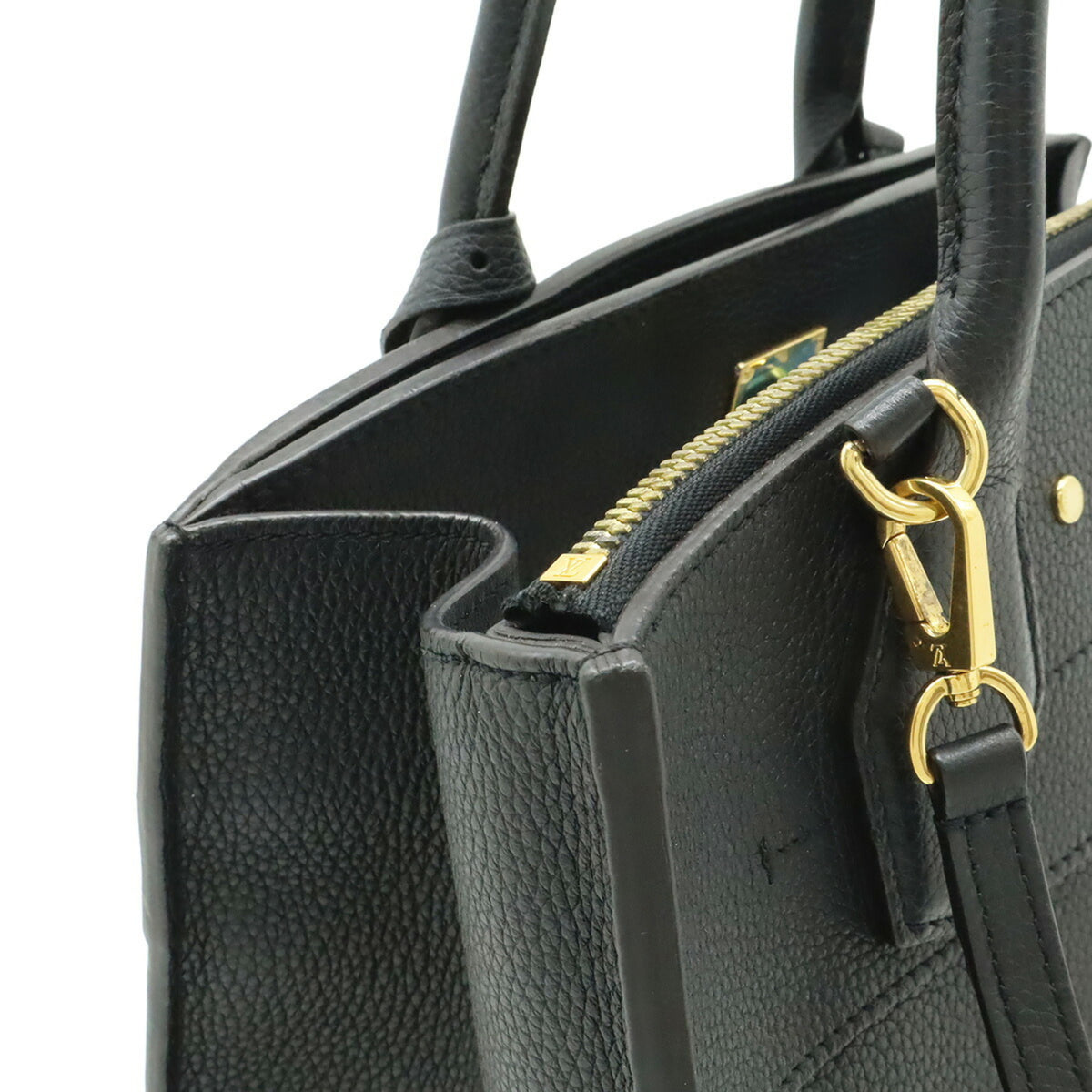 Louis Vuitton Noir Leather Handbag Shoulder Bag (Pre-Owned)