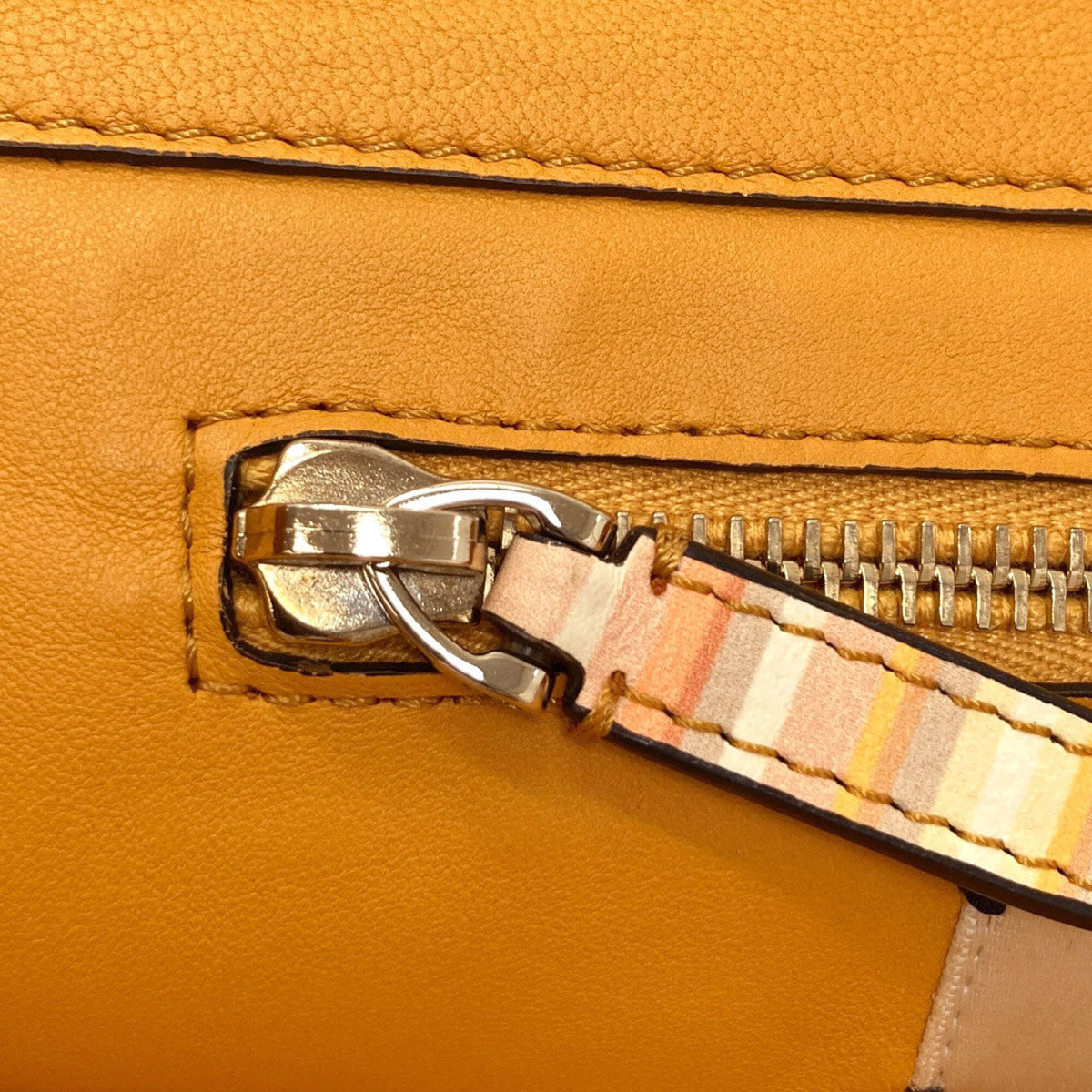 Valentino Garavani Orange Leather Handbag (Pre-Owned)