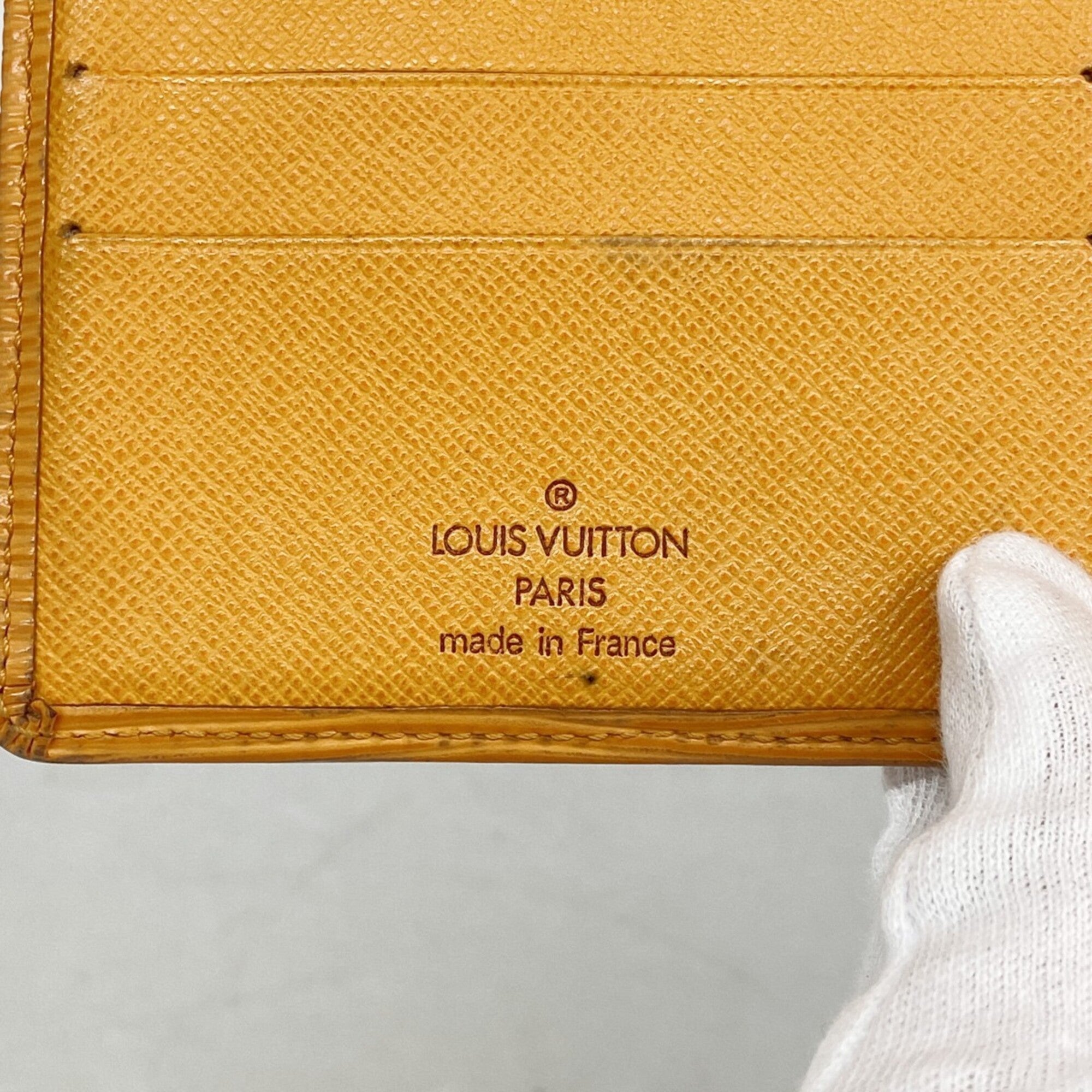 Louis Vuitton Mandarin Wallet (Bi-Fold) (Pre-Owned)