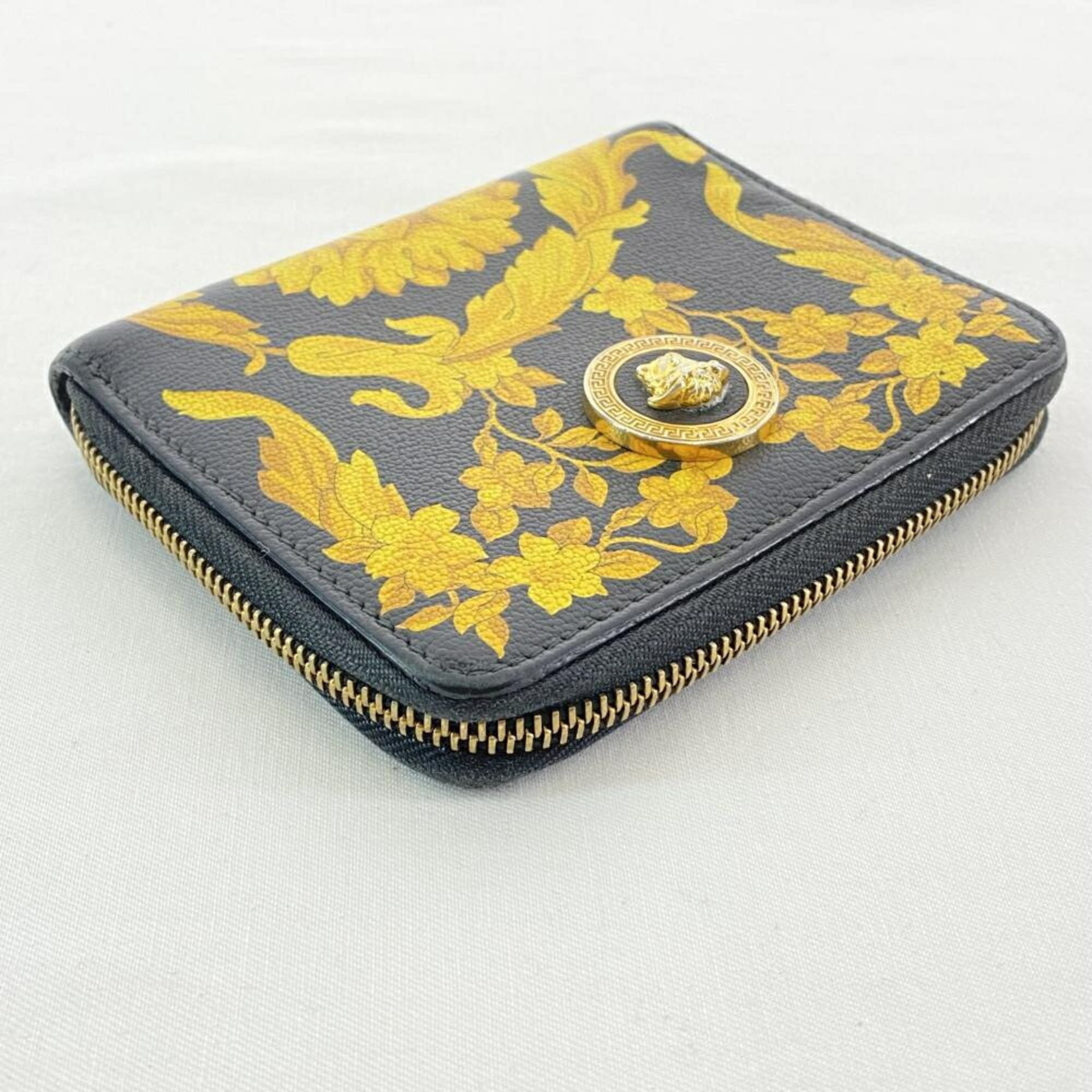 Versace Black Coin Purse/Coin Case (Pre-Owned)