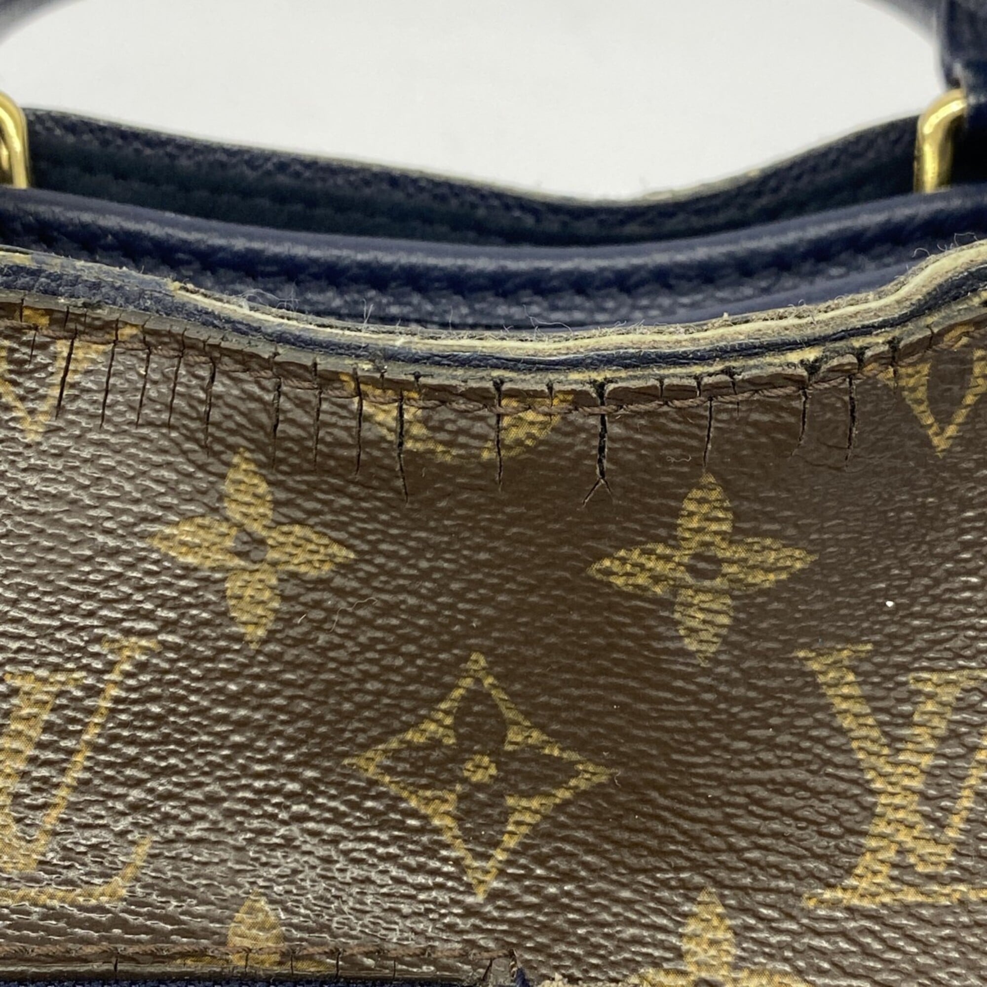 Louis Vuitton Brown Handbag (Pre-Owned)