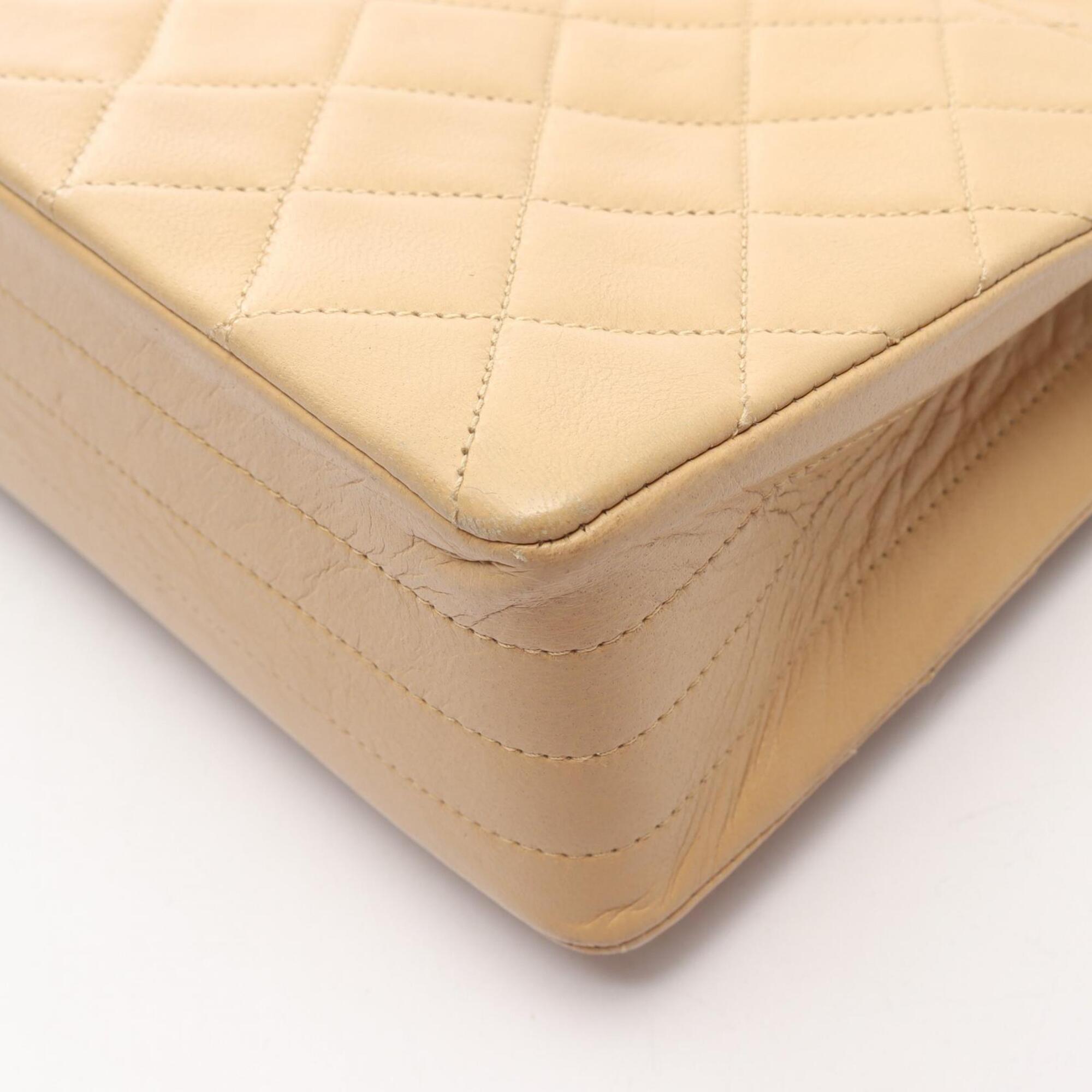 Chanel Beige Leather Handbag Shoulder Bag (Pre-Owned)