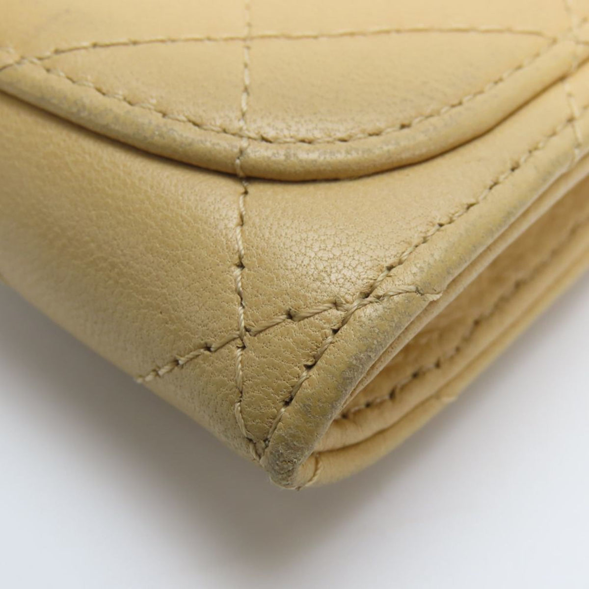 Chanel Beige Leather Coin Purse/Coin Case (Pre-Owned)