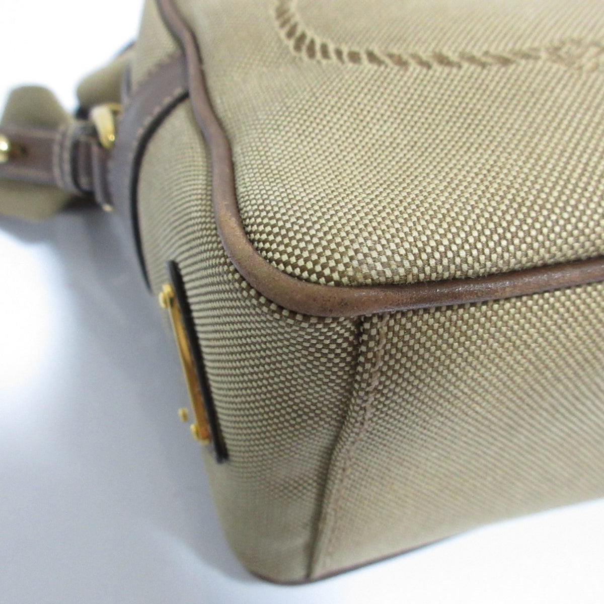 Prada Beige Shoulder Bag (Pre-Owned)