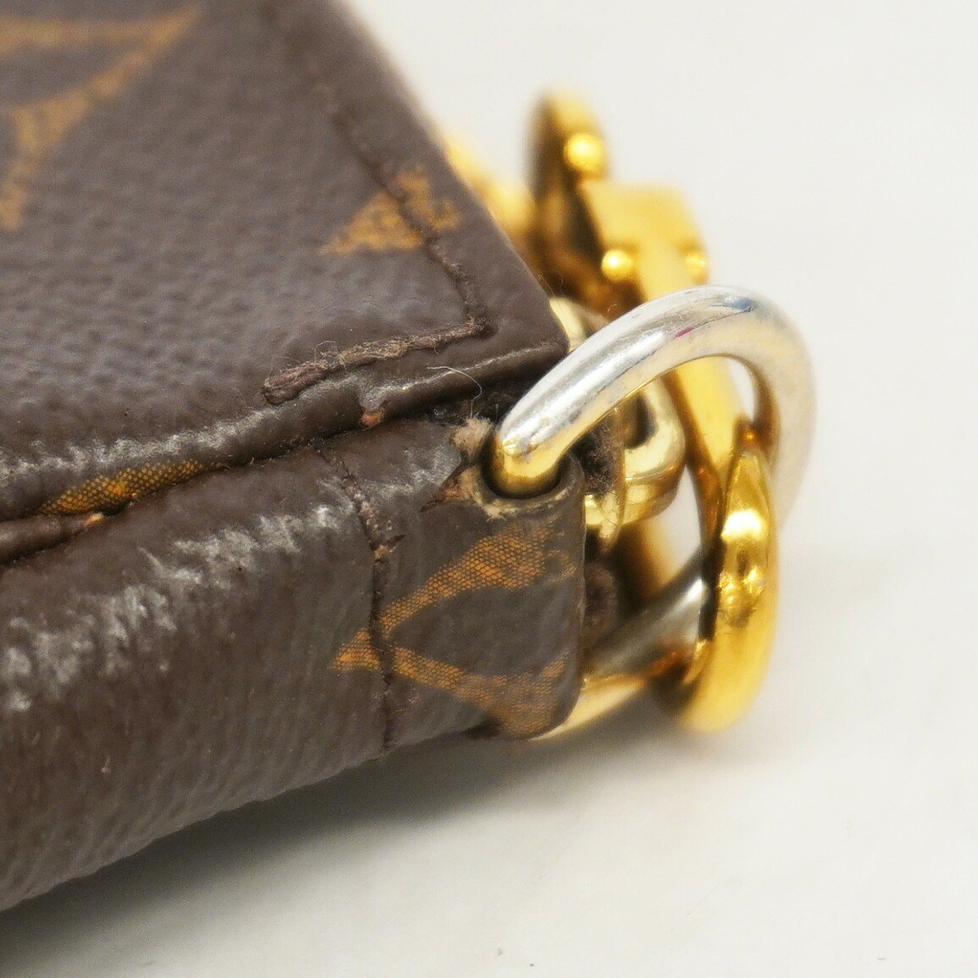Louis Vuitton Brown Pouch (Pre-Owned)
