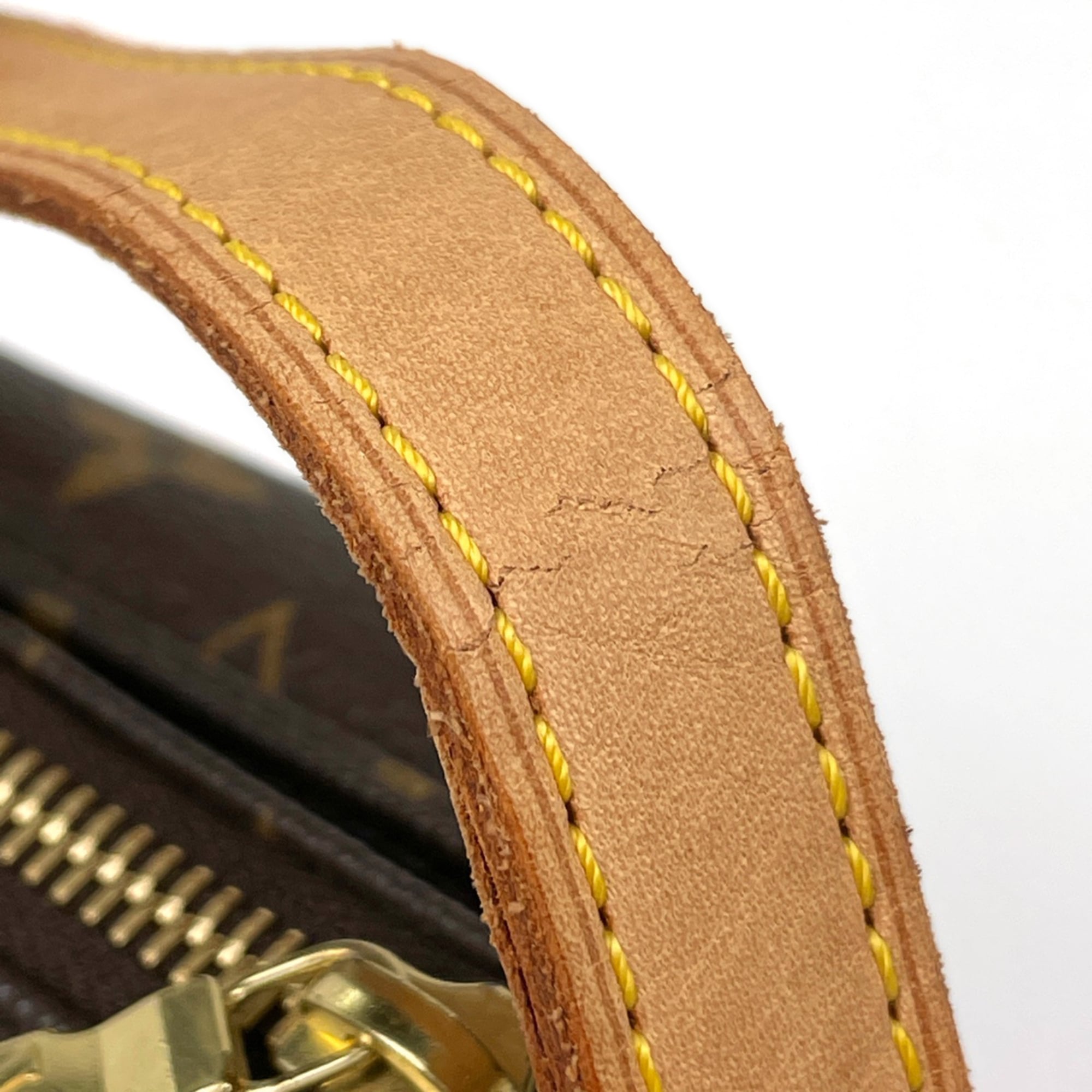 Louis Vuitton Brown Monogram Monogram Pochette Shoulder Bag (Pre-Owned)