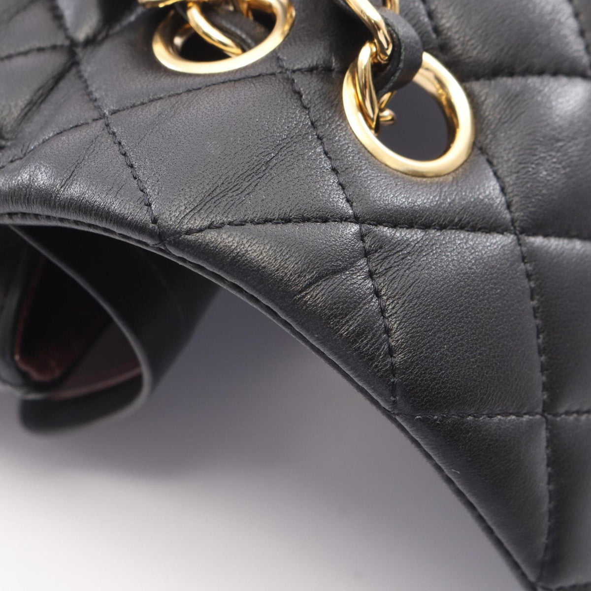 Chanel Black Leather Handbag Shoulder Bag (Pre-Owned)