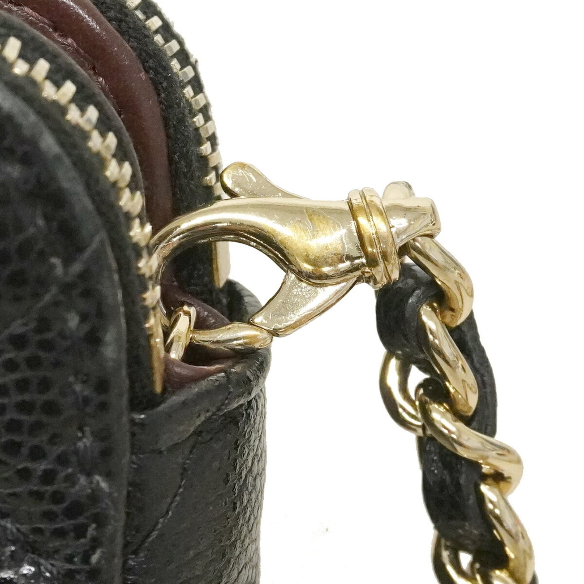 Chanel Black Grained Calfskin Shoulder Bag (Pre-Owned)