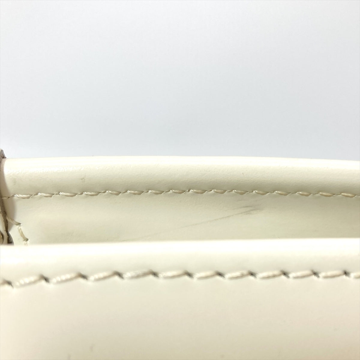 Louis Vuitton Beige Lv Off White Epi Leather Shoulder Bag (Pre-Owned)