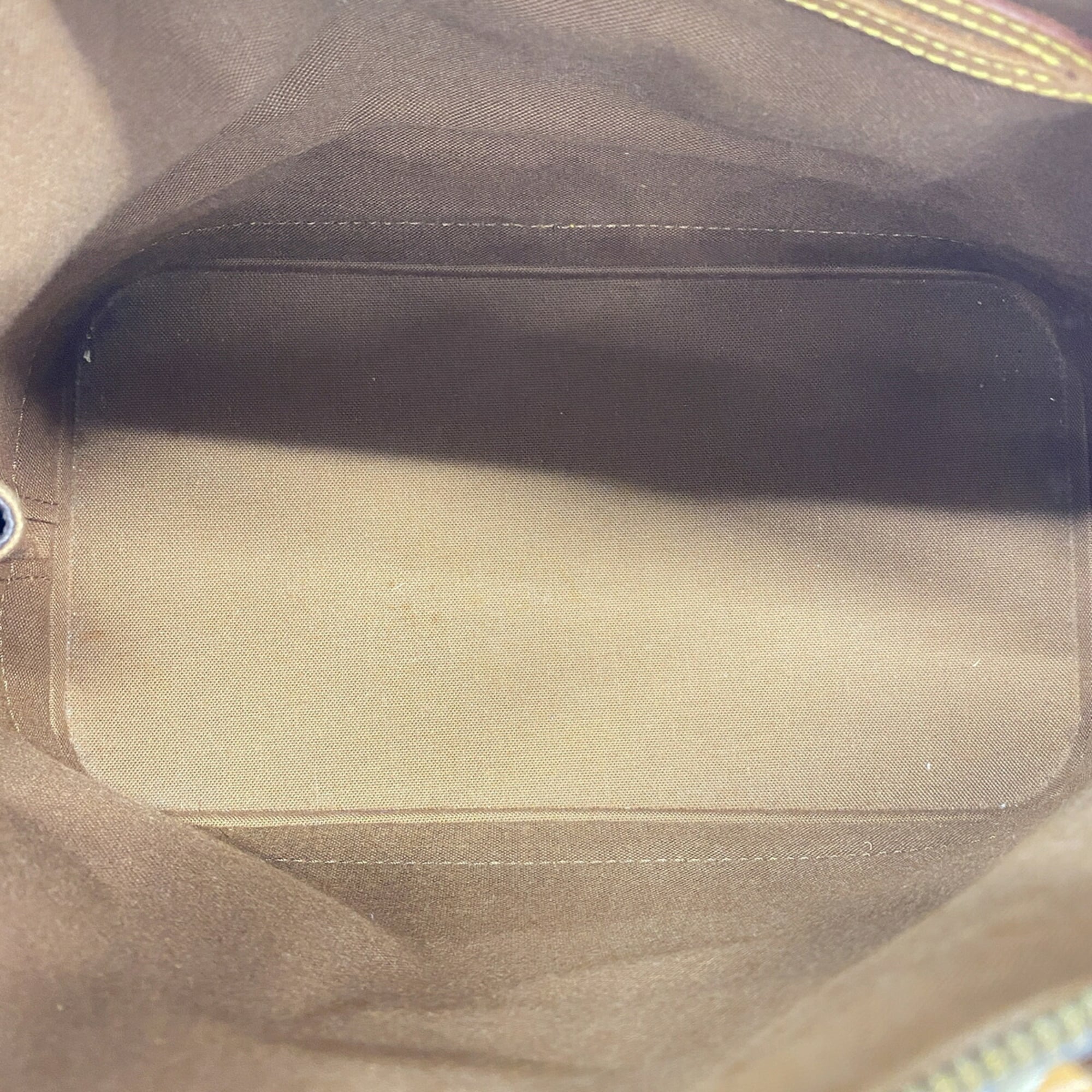 Louis Vuitton Brown Handbag (Pre-Owned)