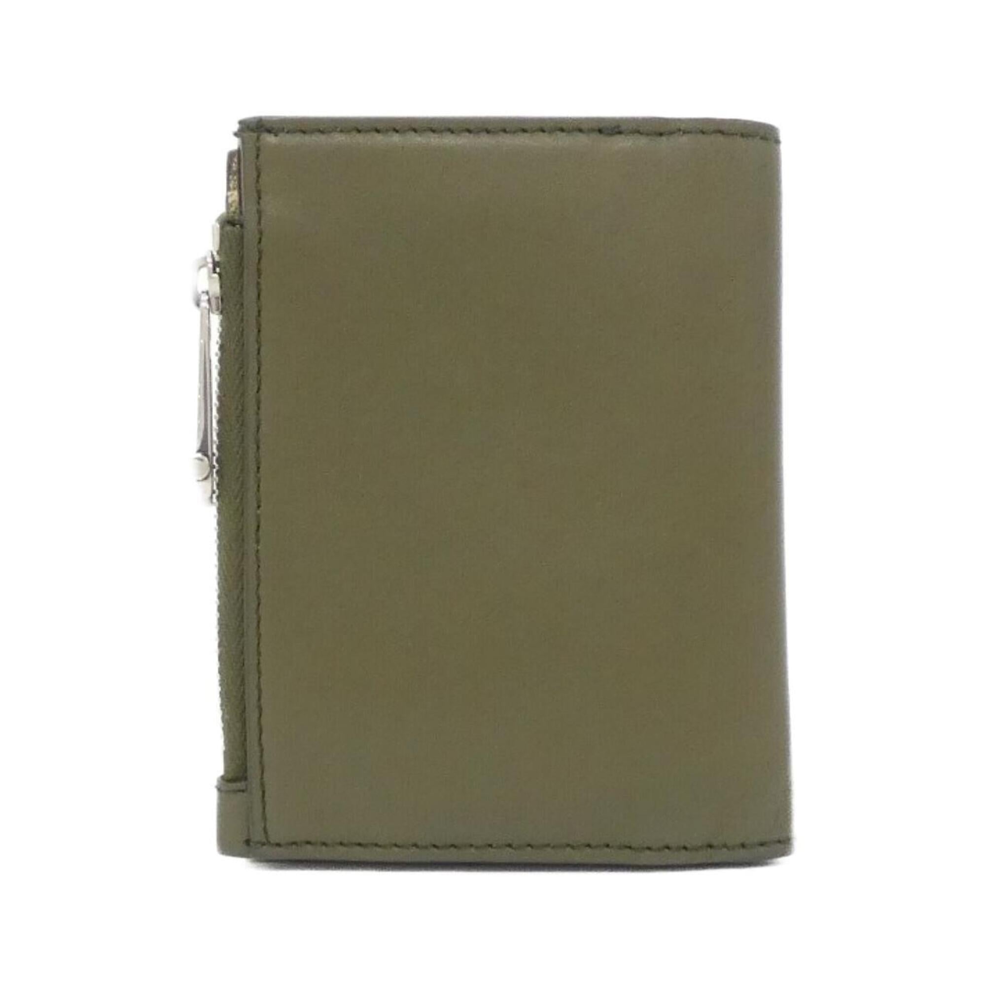 Gucci Green Leather Gg Supreme (Pre-Owned)