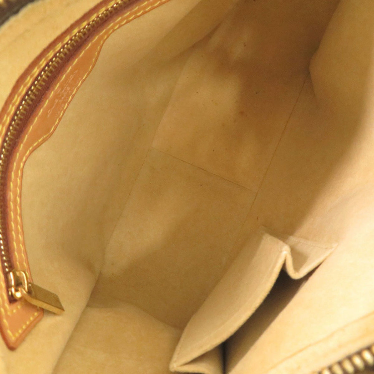 Louis Vuitton Brown Monogram Shoulder Bag (Pre-Owned)