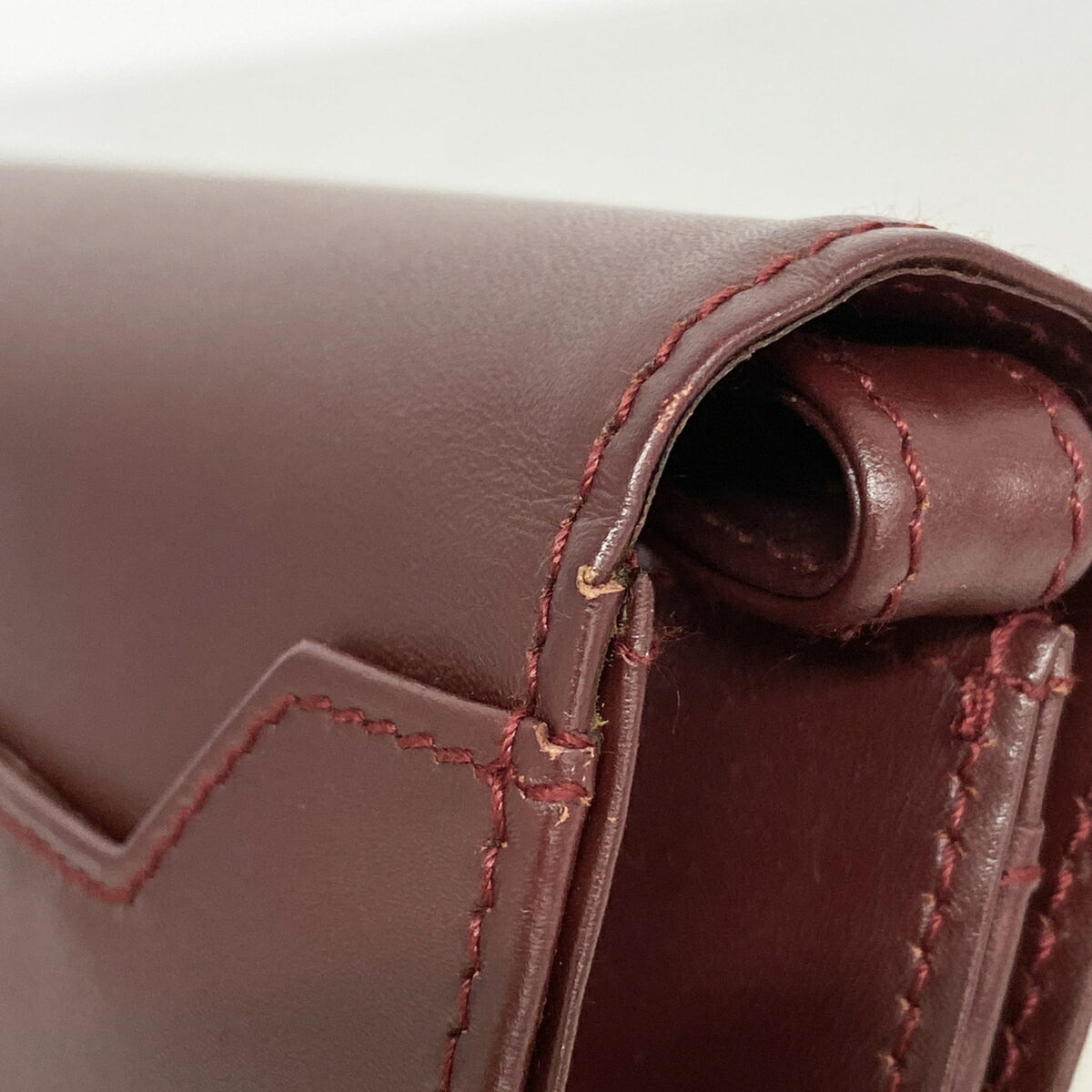 Cartier Bordeaux Leather Clutch Bag (Pre-Owned)