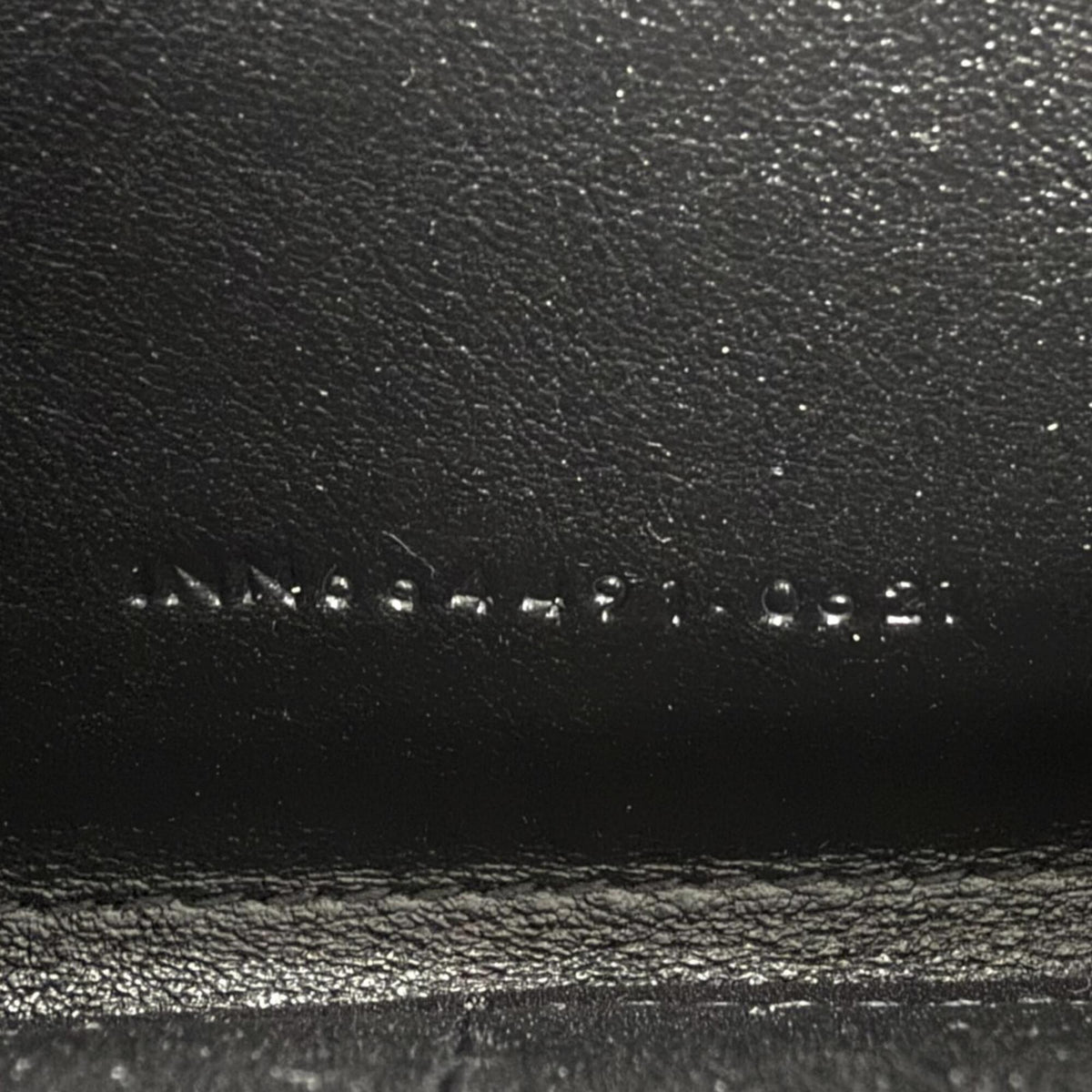 Saint Laurent Black Leather Long Wallet (Bi-Fold) (Pre-Owned)
