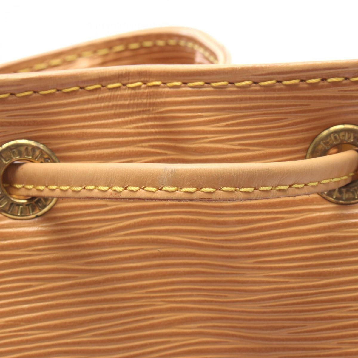 Louis Vuitton Beige Epi Leather Handbag Shoulder Bag (Pre-Owned)