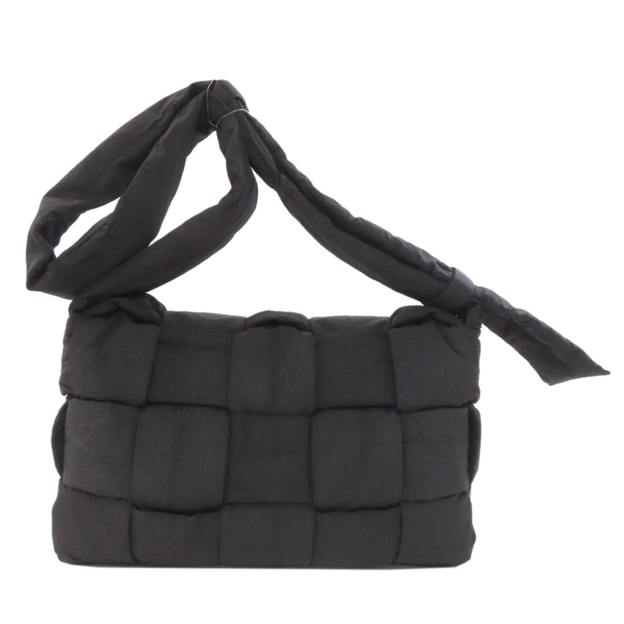 Bottega Veneta Black Nylon Shoulder Bag (Pre-Owned)