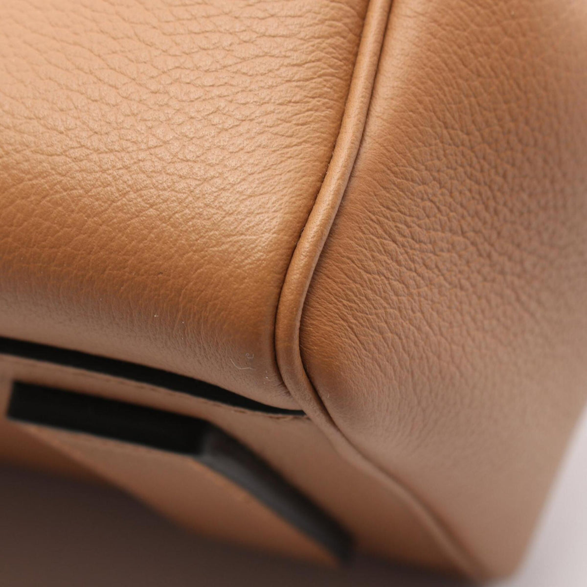 Versace Brown Leather Handbag (Pre-Owned)