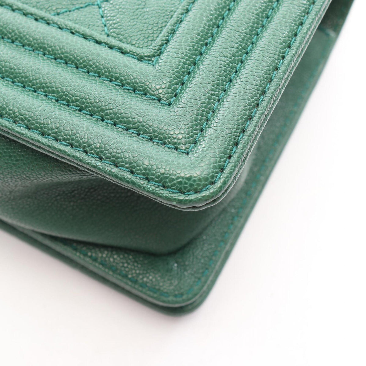 Chanel Green Grained Calfskin Handbag Shoulder Bag (Pre-Owned)