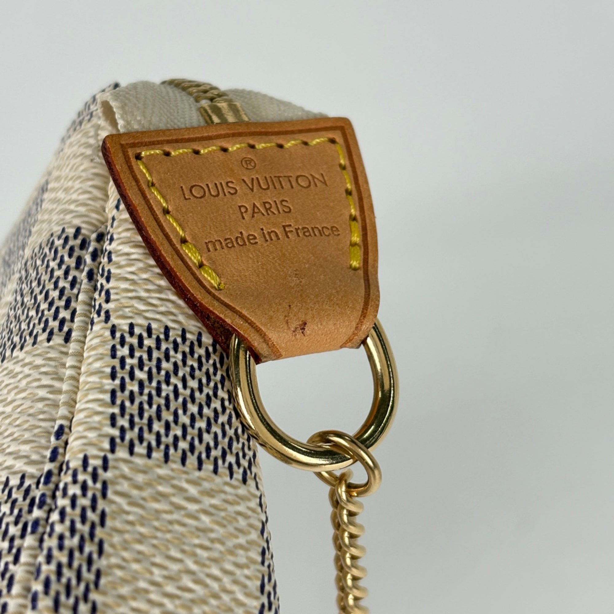 Louis Vuitton White Damier Azur Pochette Pouch (Pre-Owned)