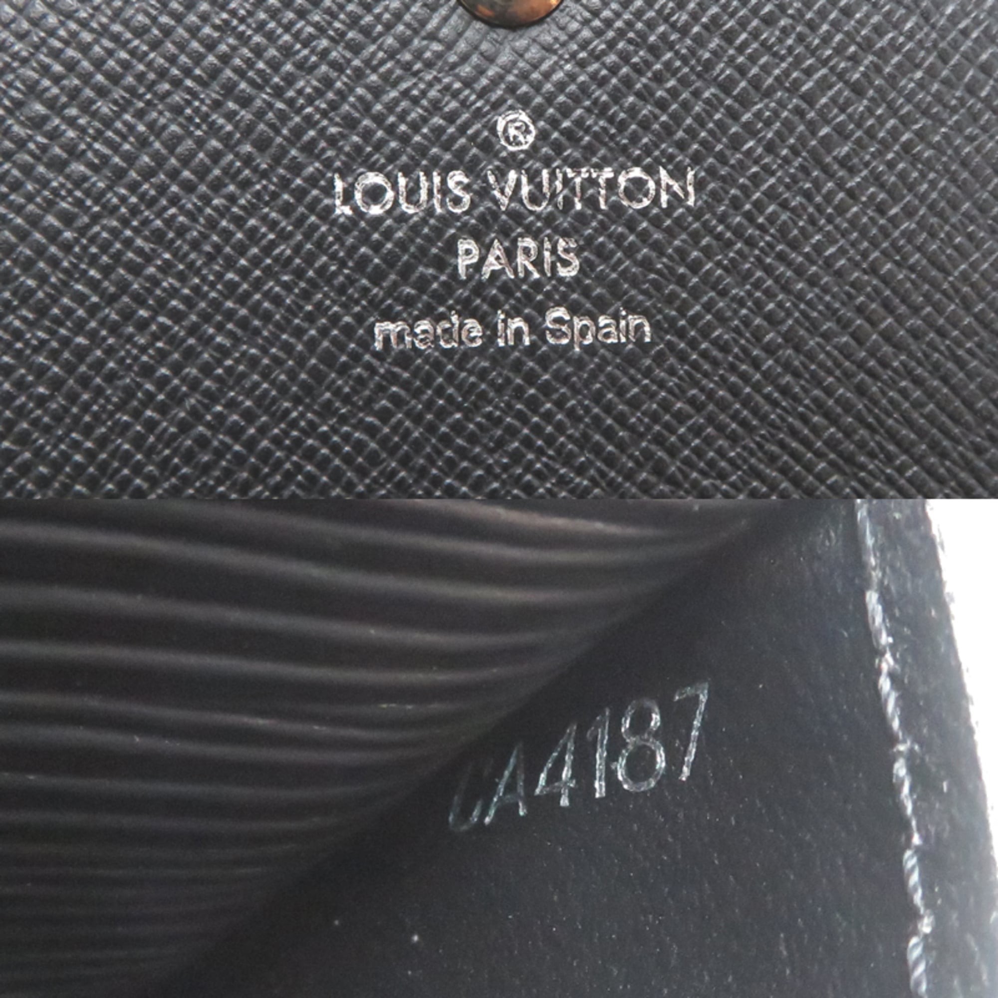 Louis Vuitton Black Epi Leather Long Wallet (Bi-Fold) (Pre-Owned)