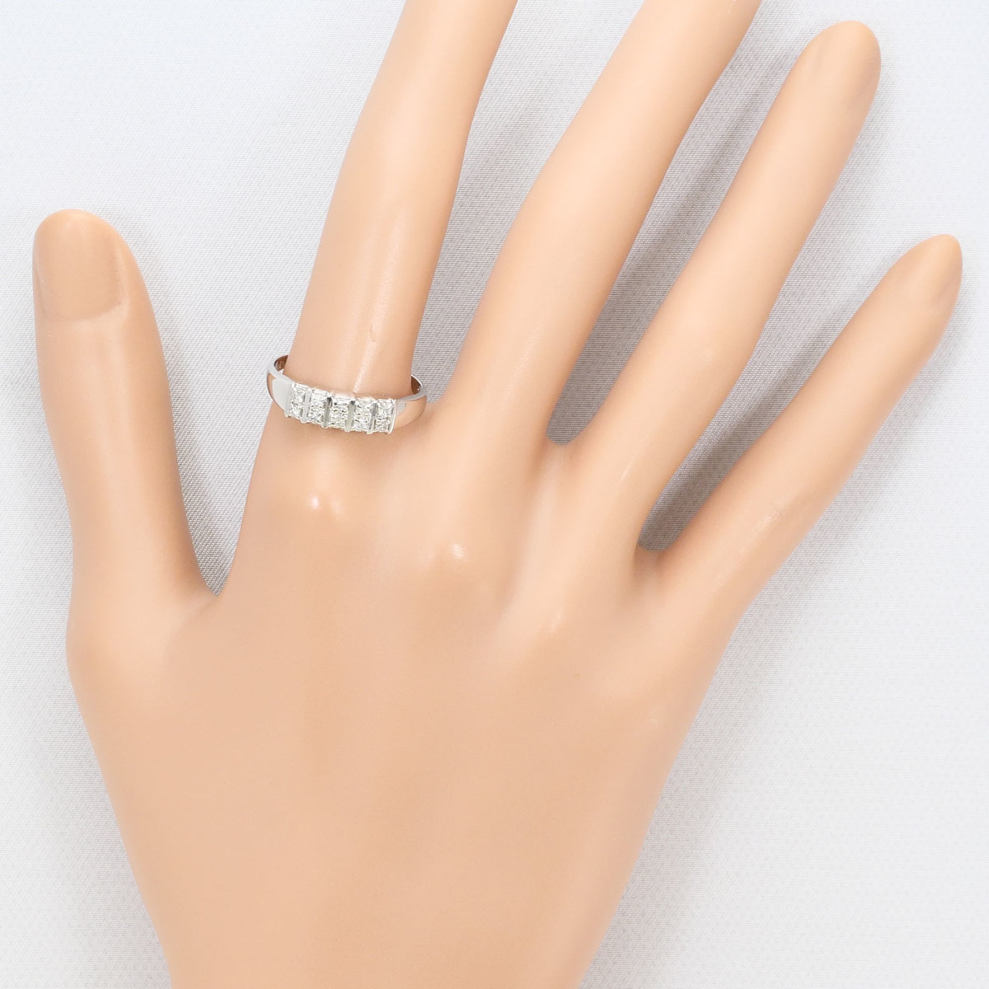 Unbranded Platinum Platinum 900 Band Ring (Pre-Owned)