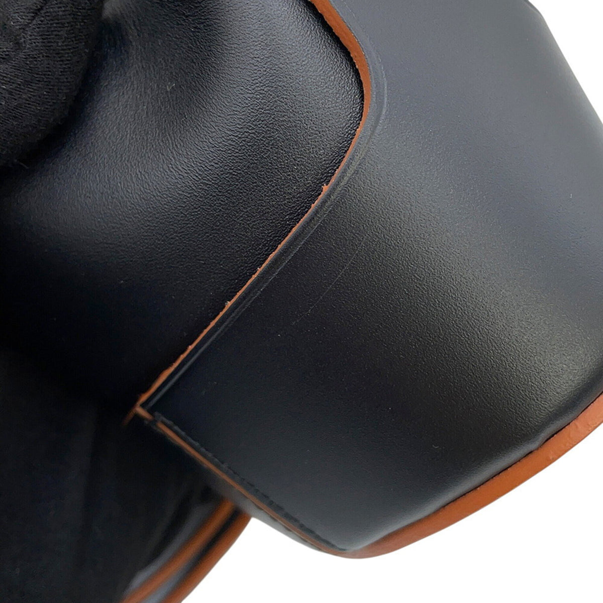 Loewe Black Brown Leather Shoulder Bag (Pre-Owned)