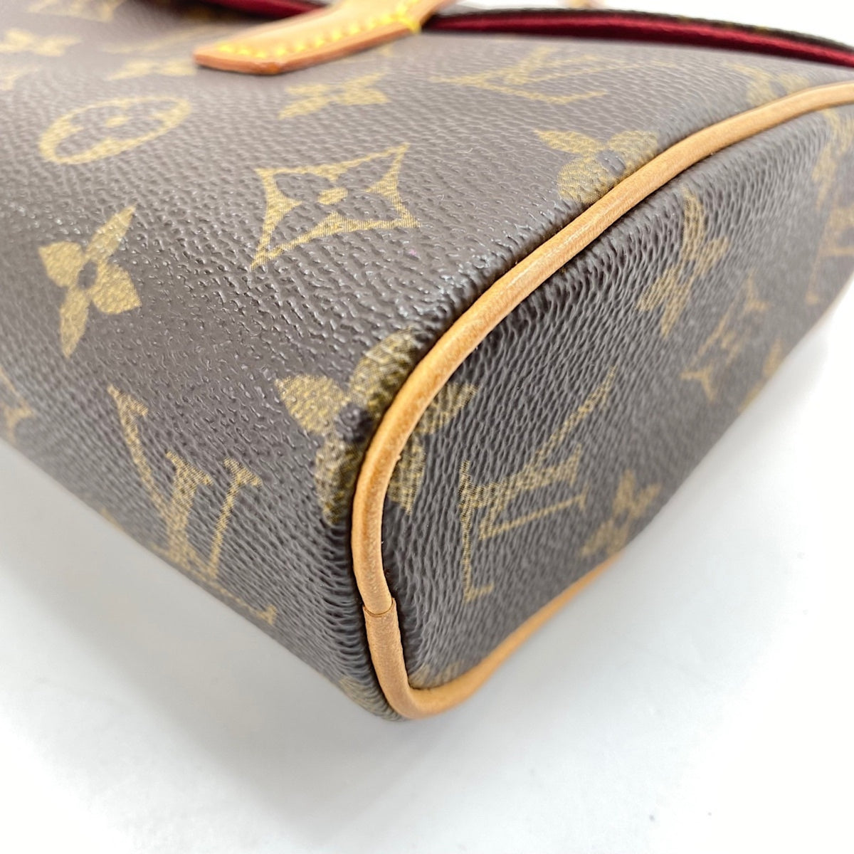 Louis Vuitton Brown Handbag (Pre-Owned)