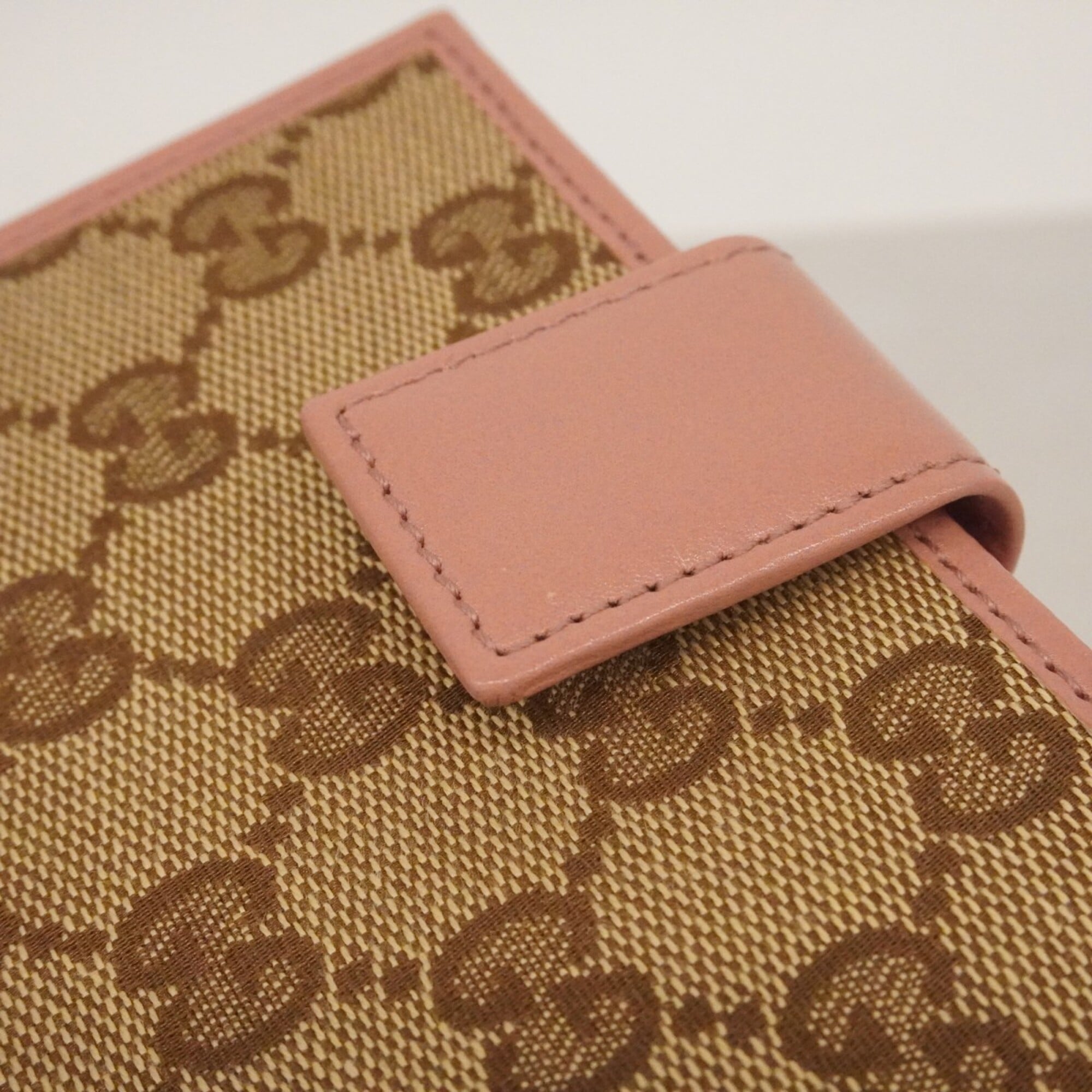 Gucci Brown Pink Canvas Wallet (Bi-Fold) (Pre-Owned)