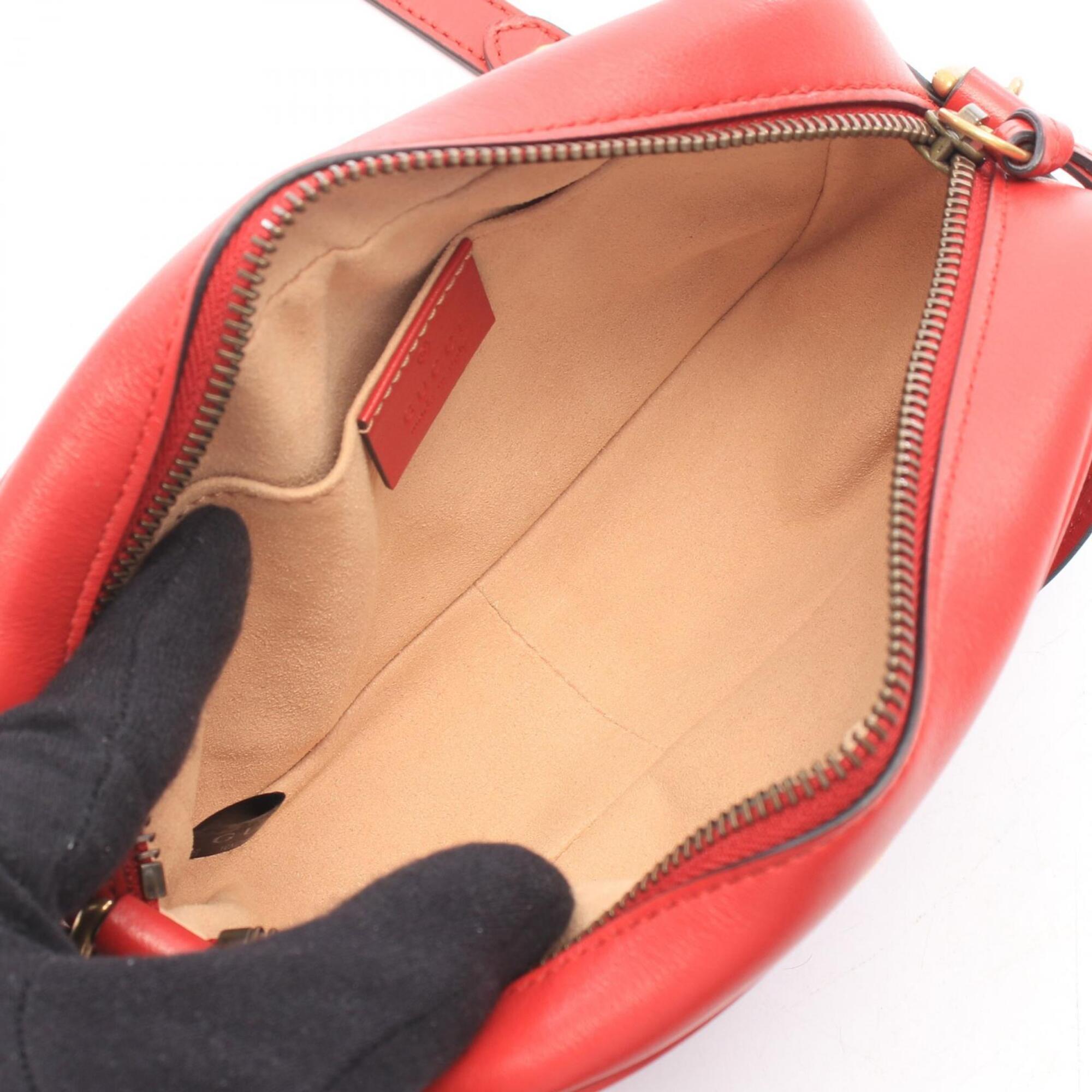 Gucci Red Color Leather Handbag Shoulder Bag (Pre-Owned)