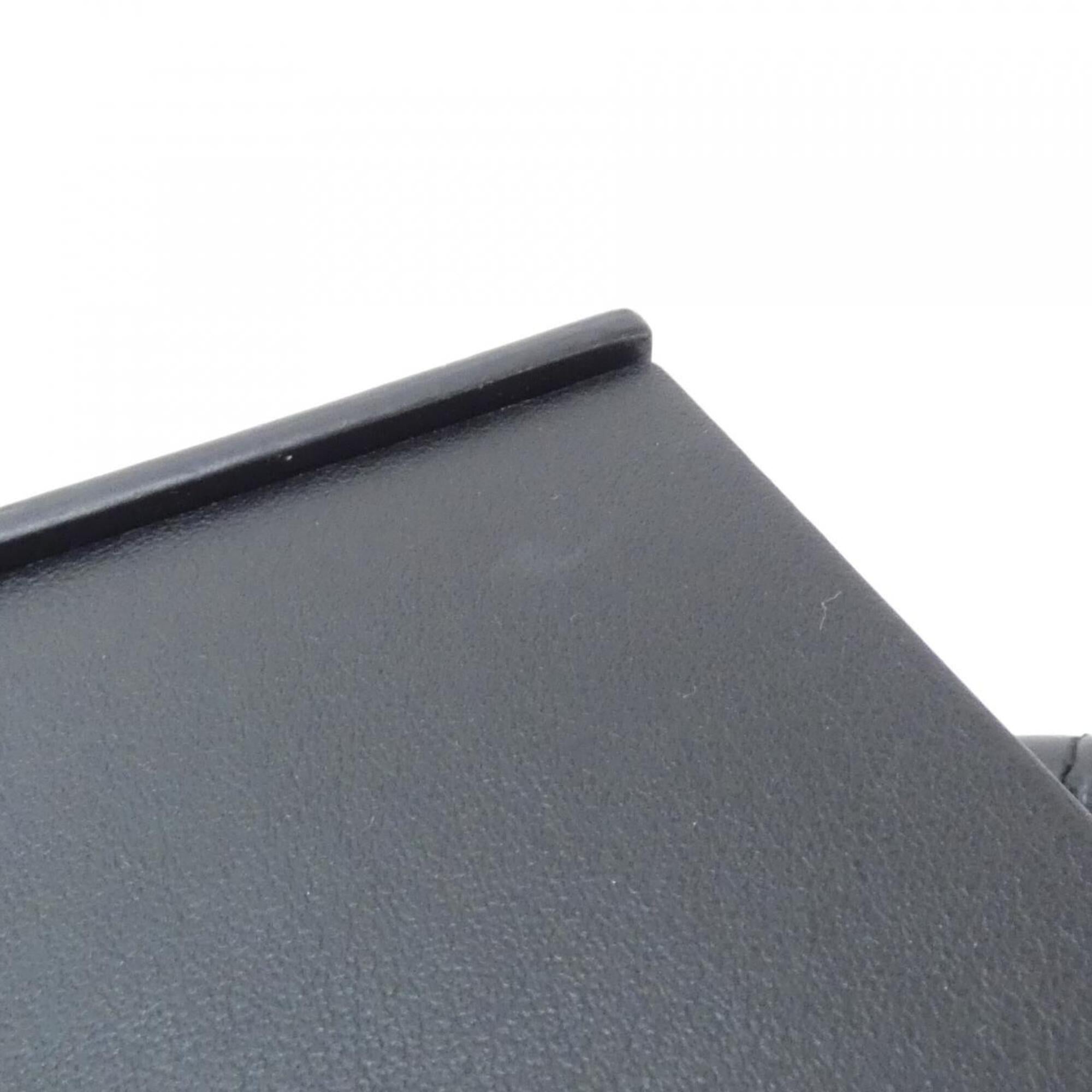 Fendi Black Leather Shoulder Bag (Pre-Owned)