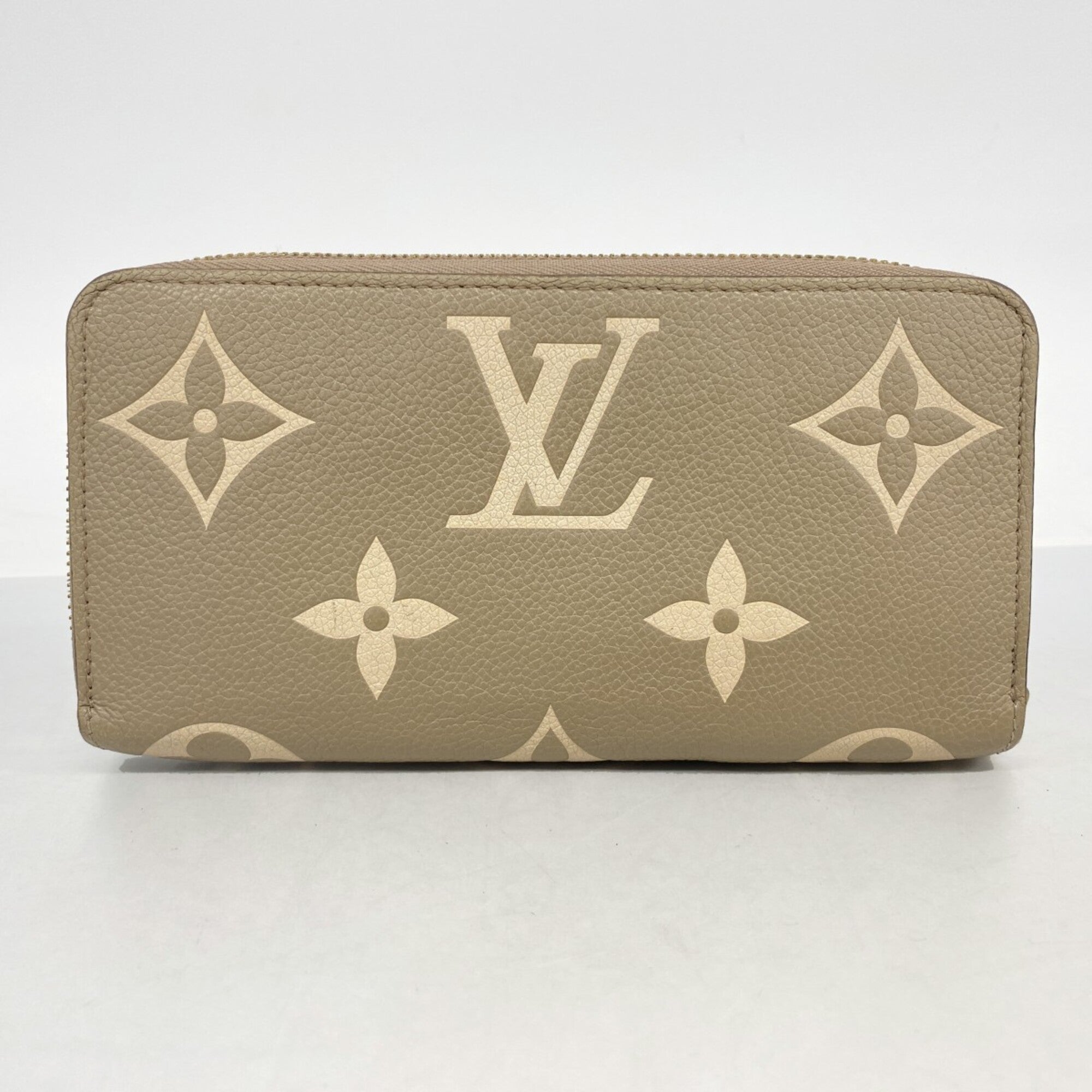 Louis Vuitton Beige Long Wallet (Bi-Fold) (Pre-Owned)