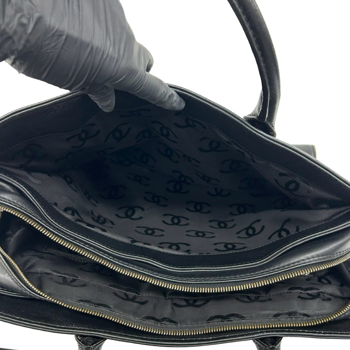Chanel Black Leather Handbag Tote Bag (Pre-Owned)