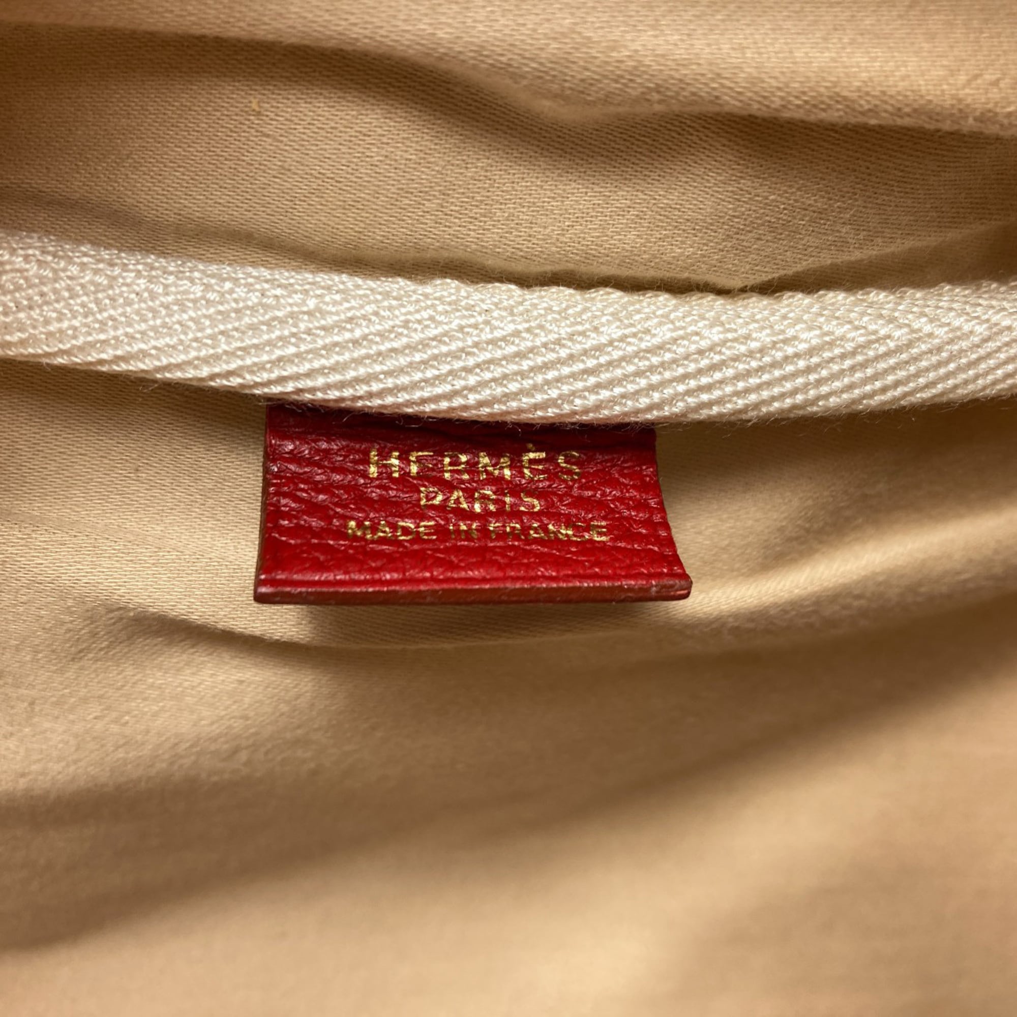 Hermes Natural Red Color Shoulder Bag (Pre-Owned)