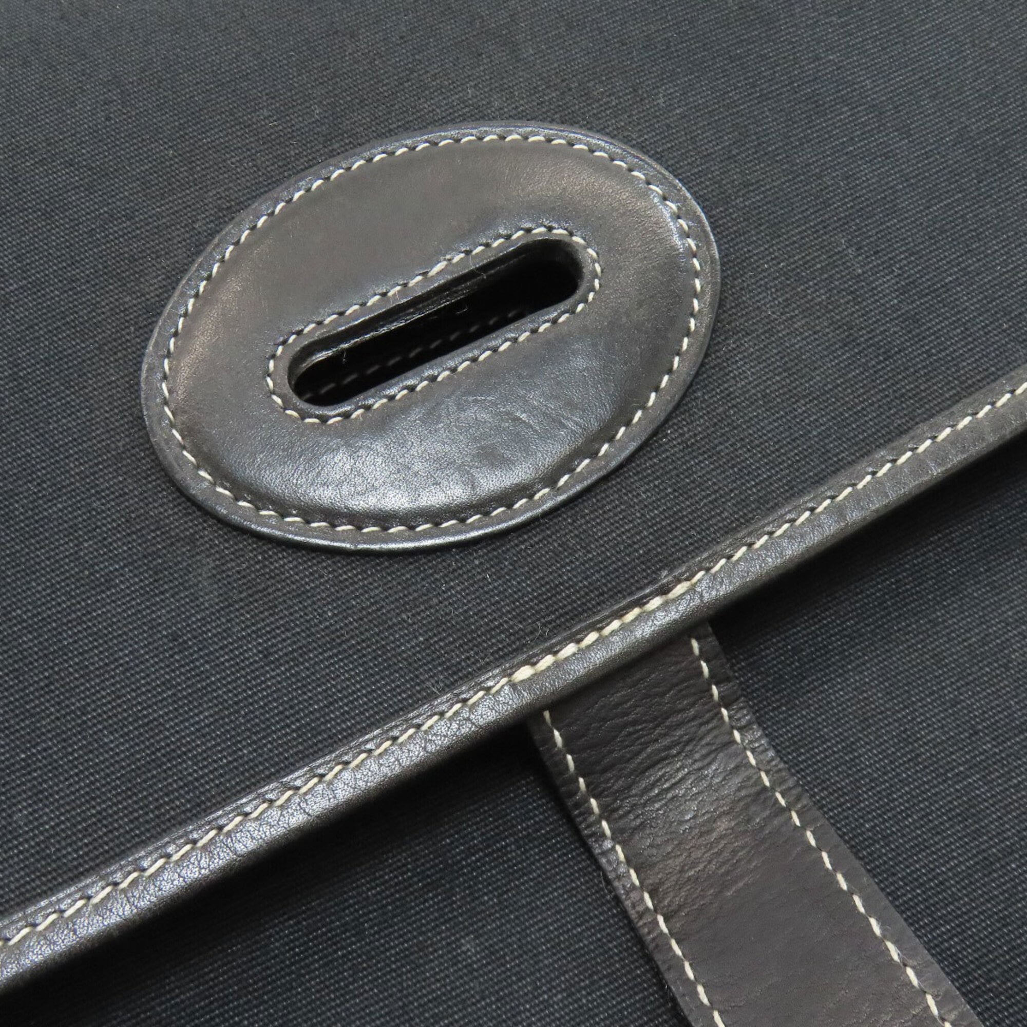 Hermes Black Handbag (Pre-Owned)