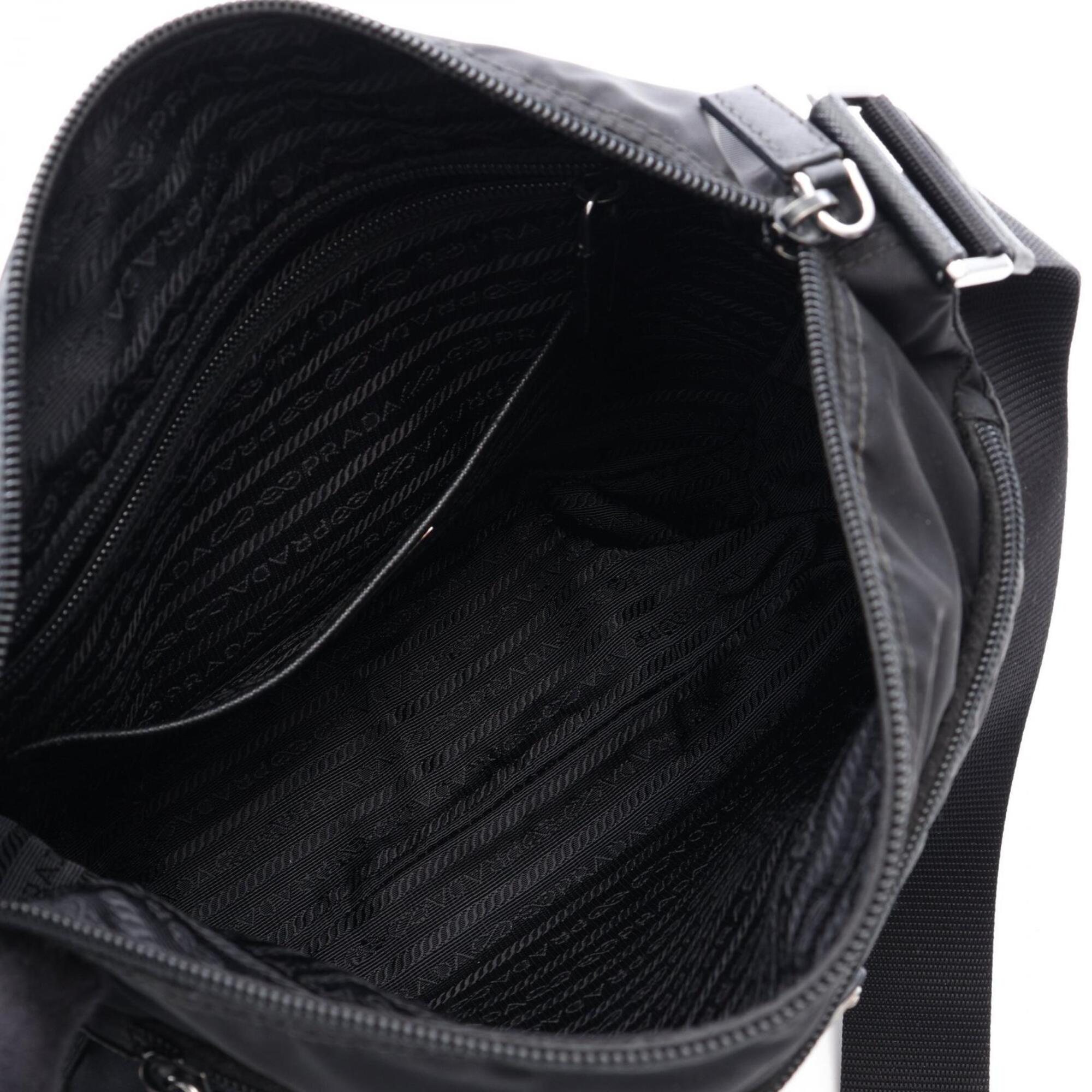 Prada Black Nylon Leather Handbag Shoulder Bag (Pre-Owned)