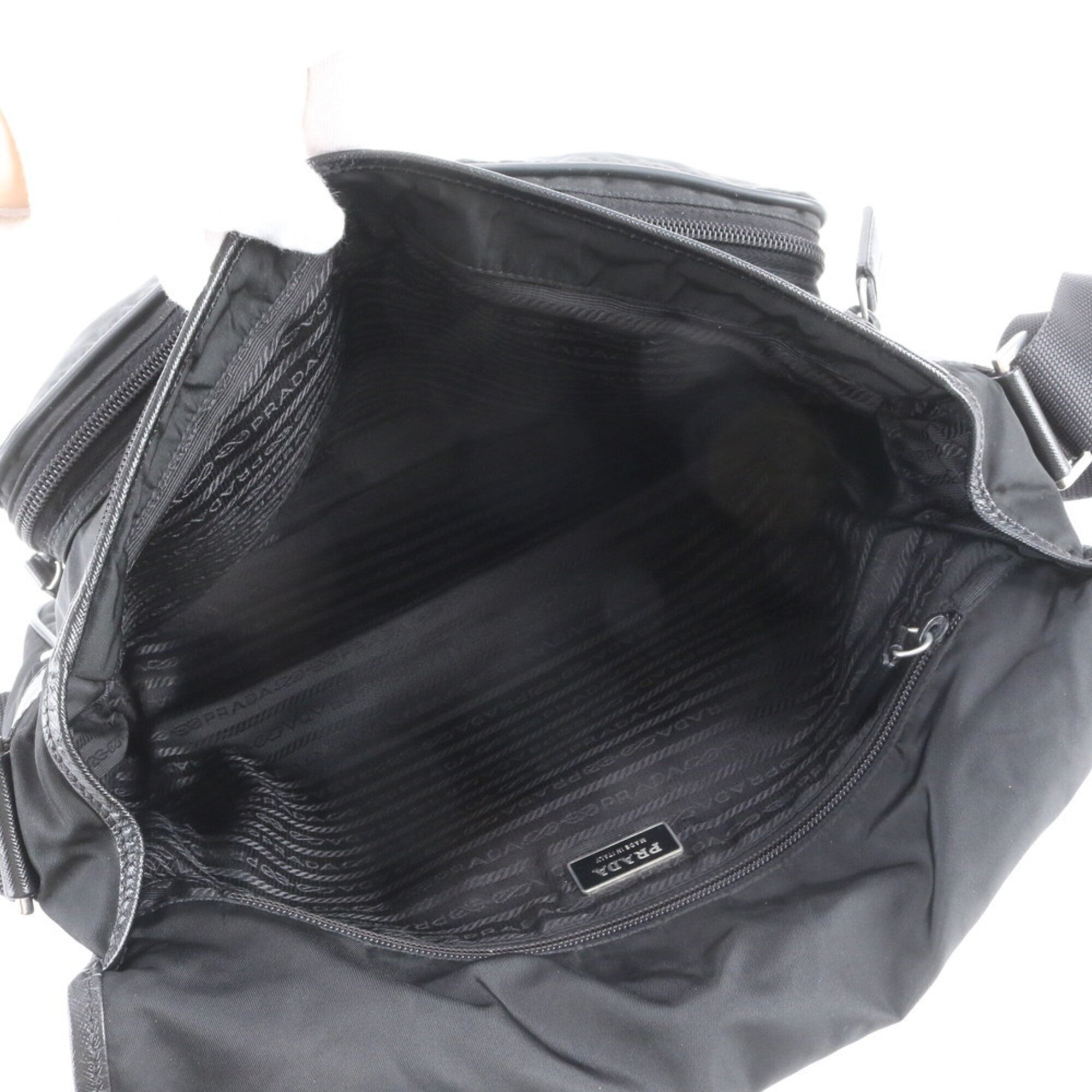 Prada Black Leather Nylon Shoulder Bag Tote Bag (Pre-Owned)