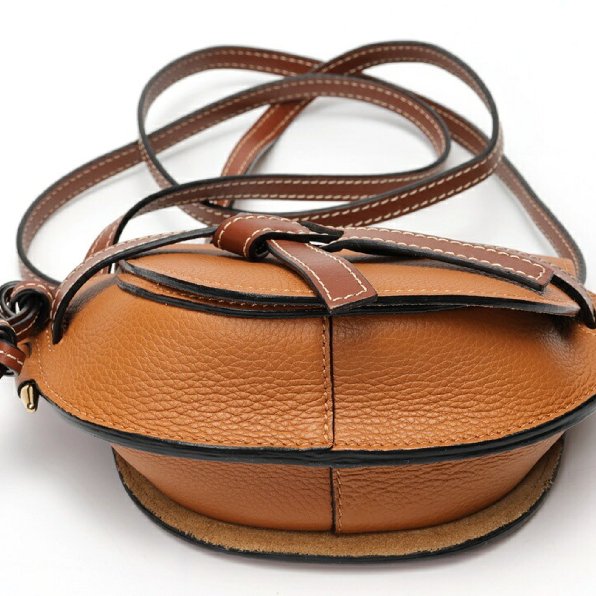 Loewe Brown Leather Shoulder Bag (Pre-Owned)