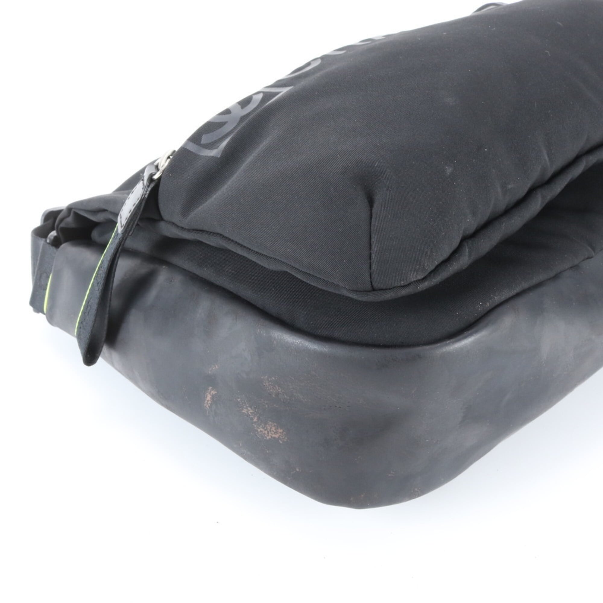 Chanel Sport Black Yellow Shoulder Bag (Pre-Owned)