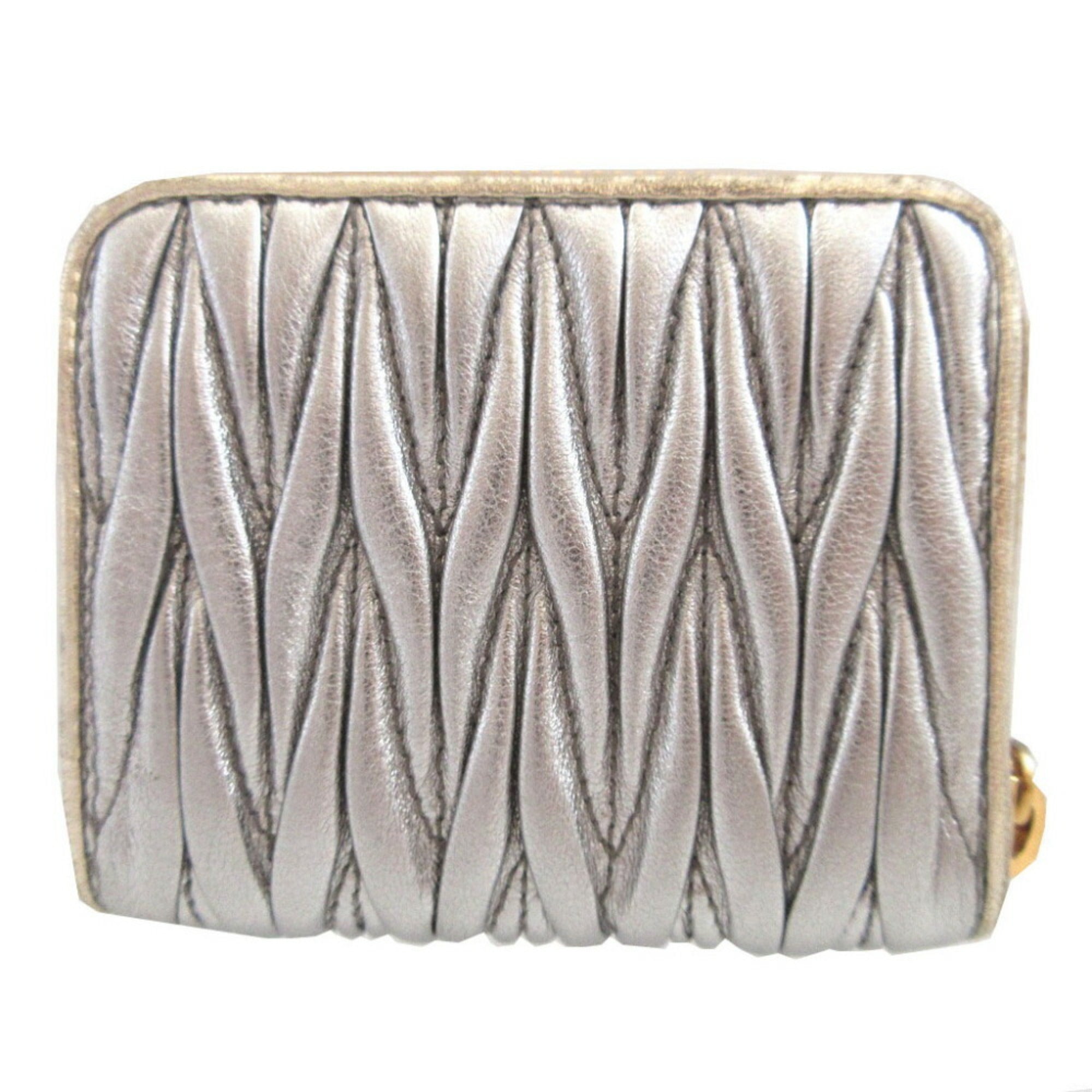 Miu Miu Matelasse Silver Leather Coin Purse/Coin Case (Pre-Owned)