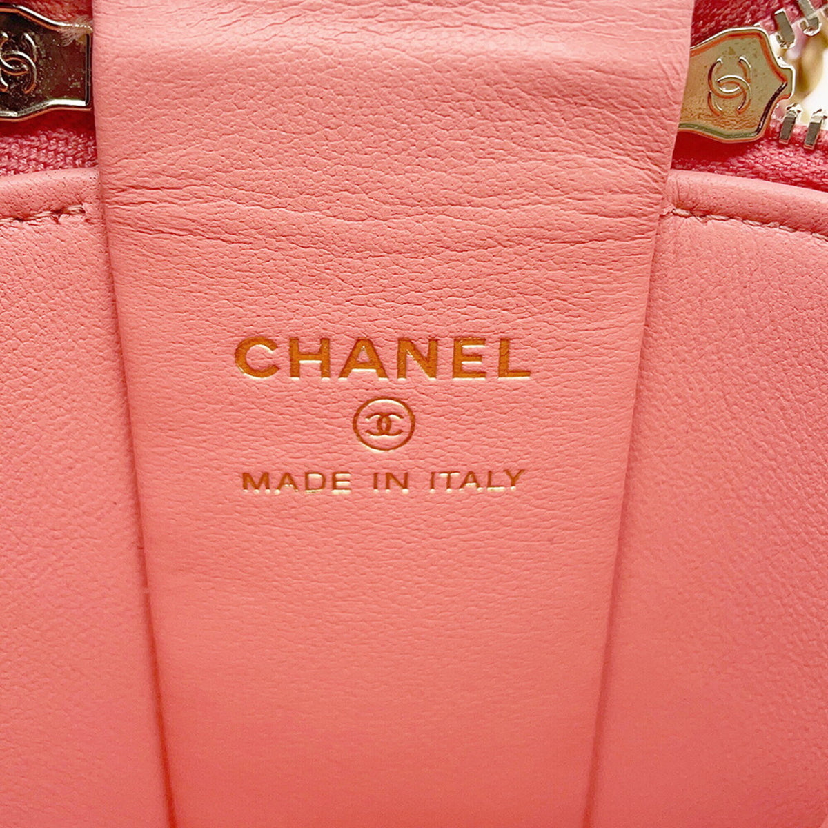 Chanel Pink Leather Handbag Shoulder Bag Vanity Bag (Pre-Owned)