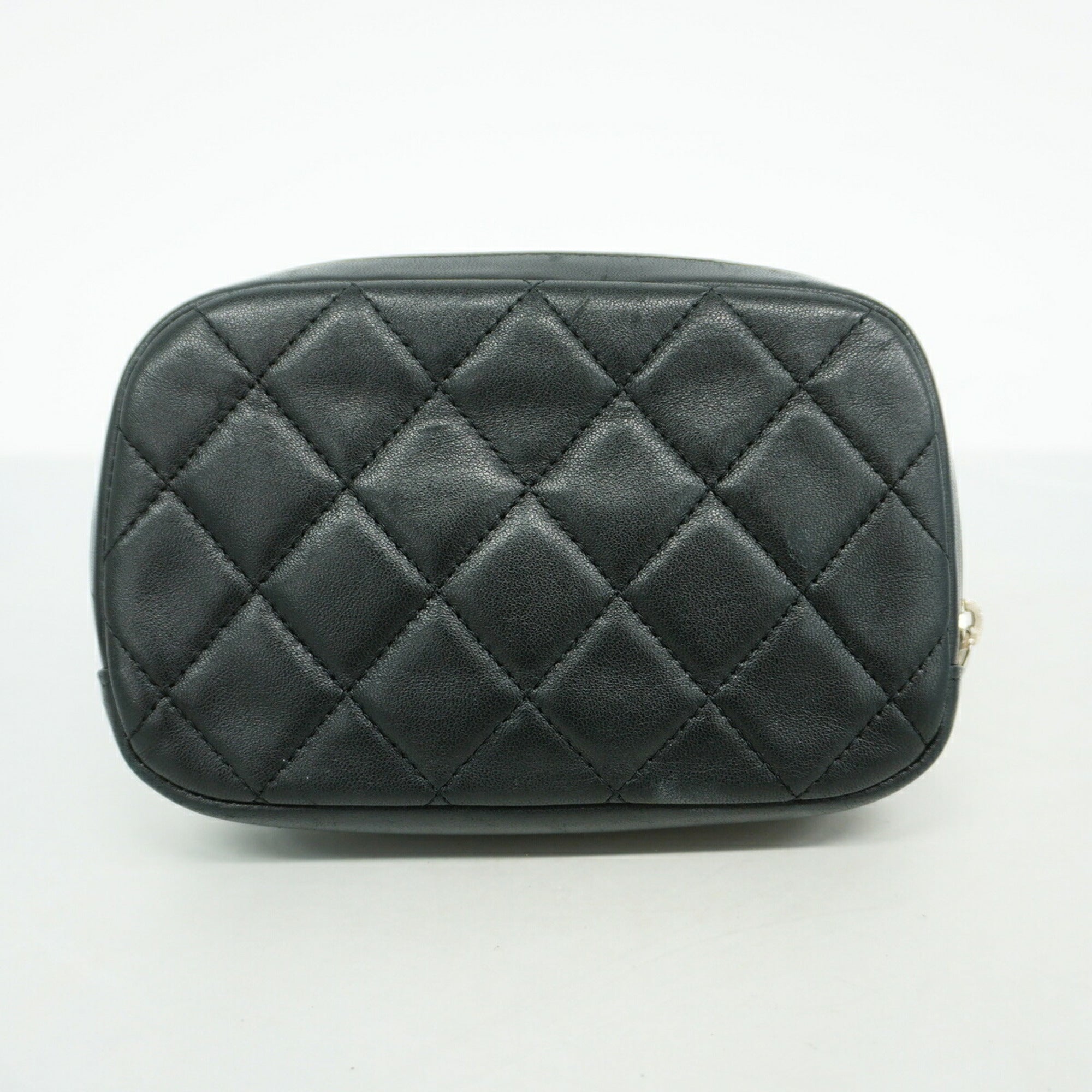 Chanel Black Leather Pouch (Pre-Owned)